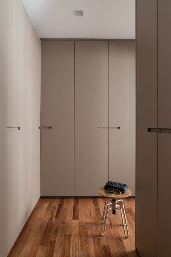 Шкафы из  МДФ окрашенного эмалью