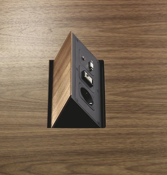 ТИП МОНТАЖА - Розетки выдвижные