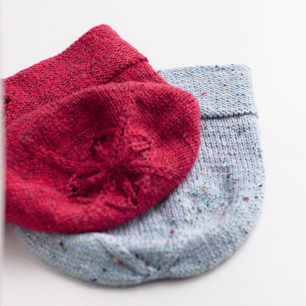 Описание по вязанию шапки Риават