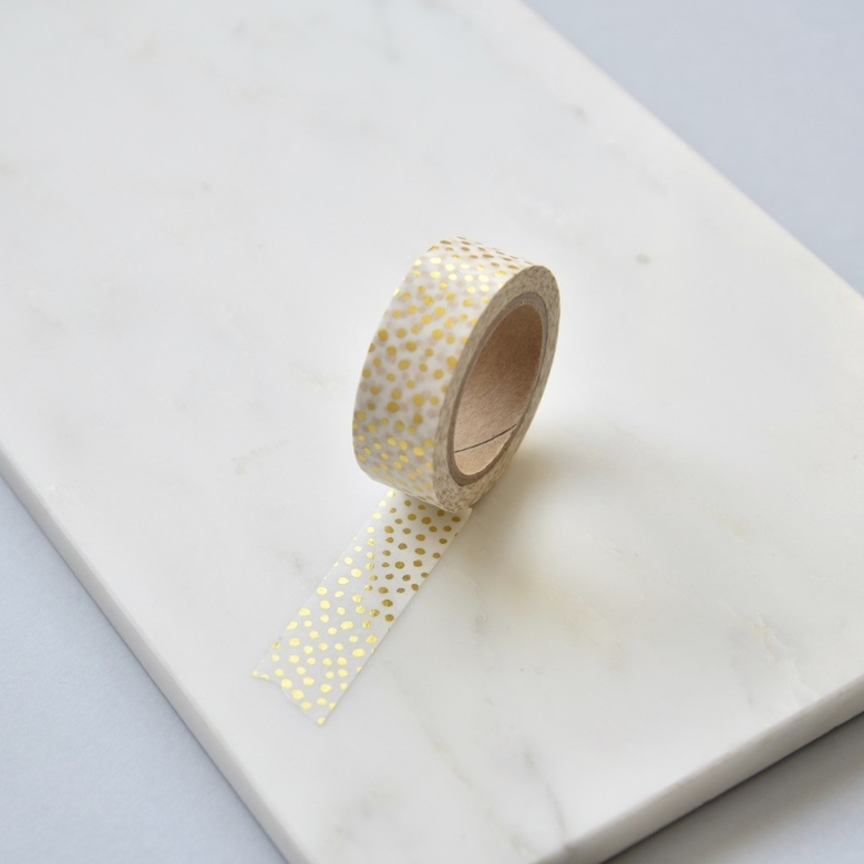 декоративный золотой скотч с точками