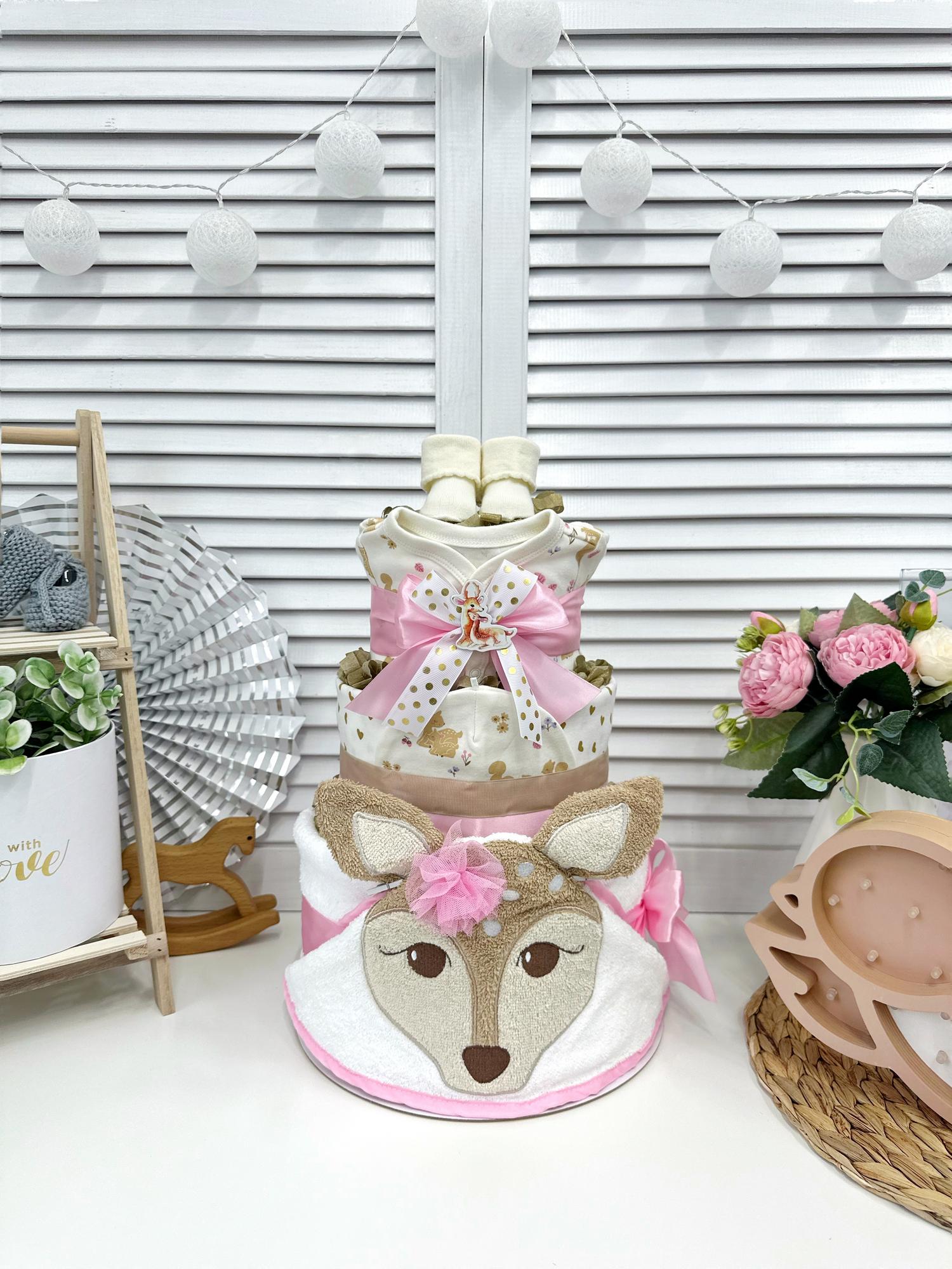 Торт из памперсов подгузников для девочки с полотенцем "Бэмби"