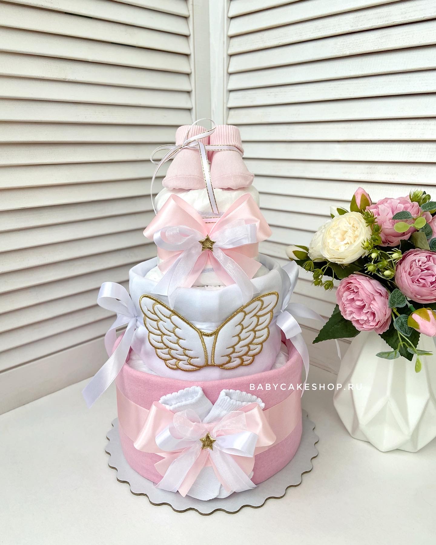 Торт из памперсов подгузников для девочек «Ангел»