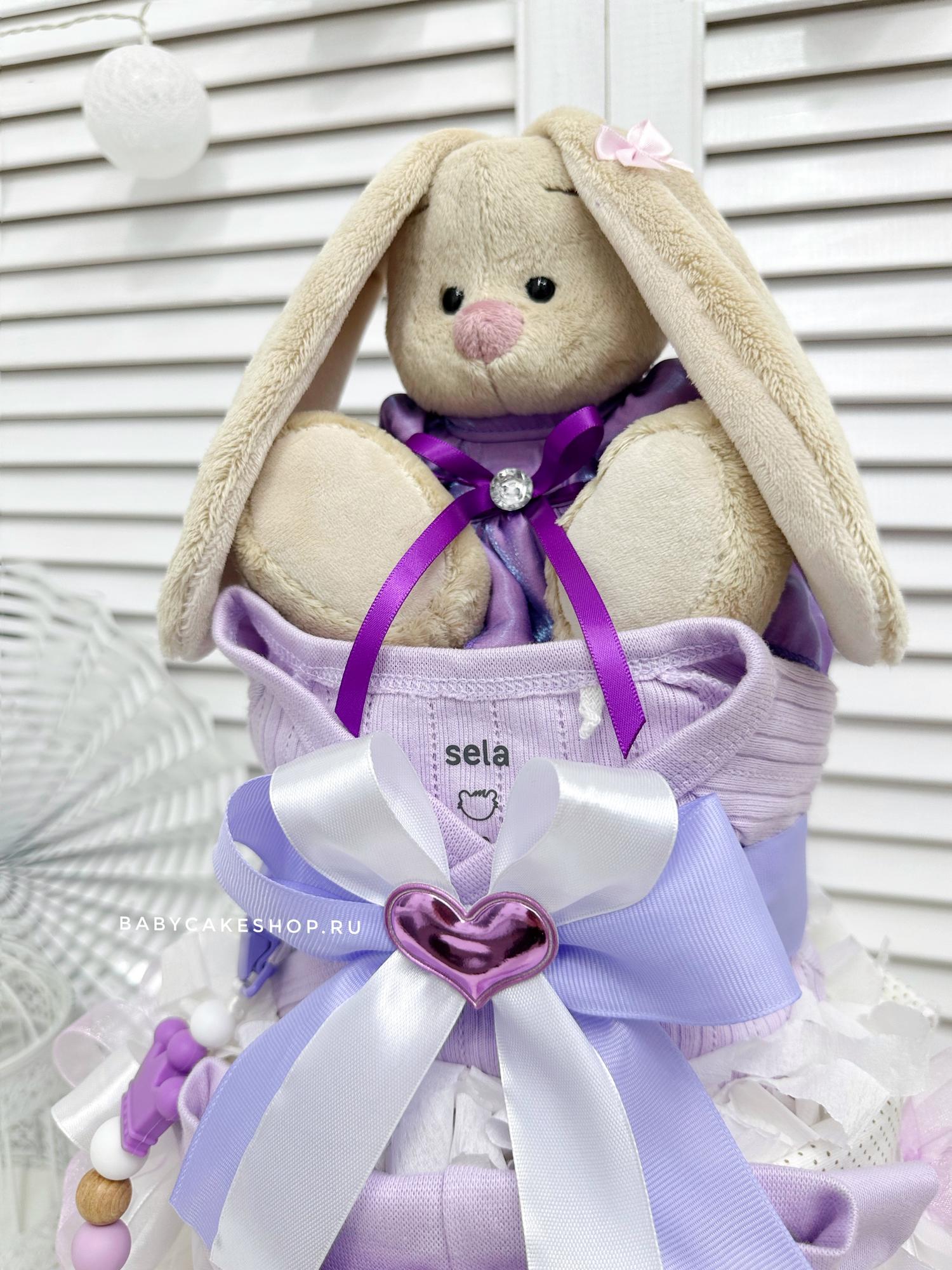 Торт из подгузников памперсов для девочки с игрушкой «Сирень»