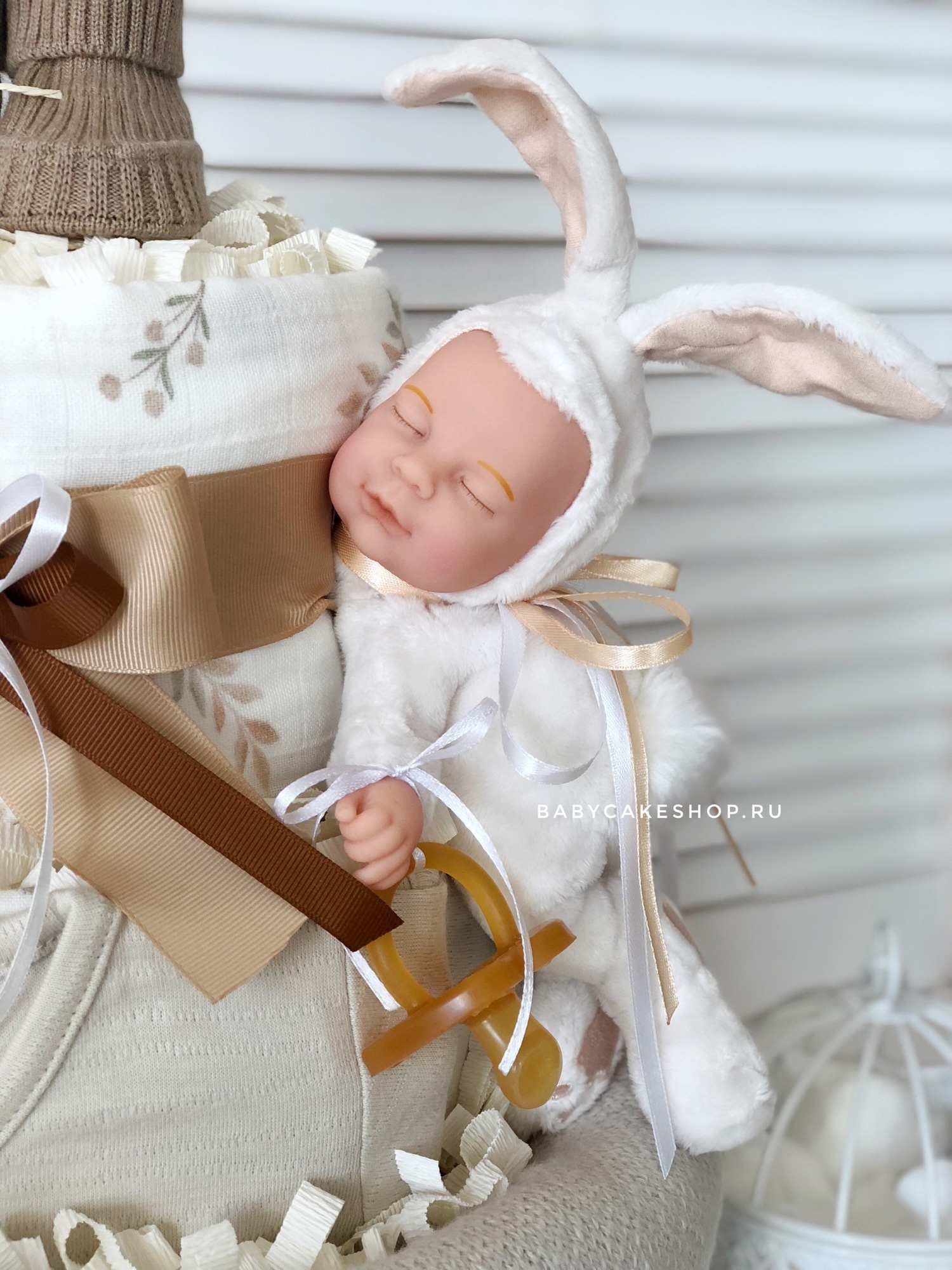 Торт из памперсов подгузников для новорожденного «Рустик»