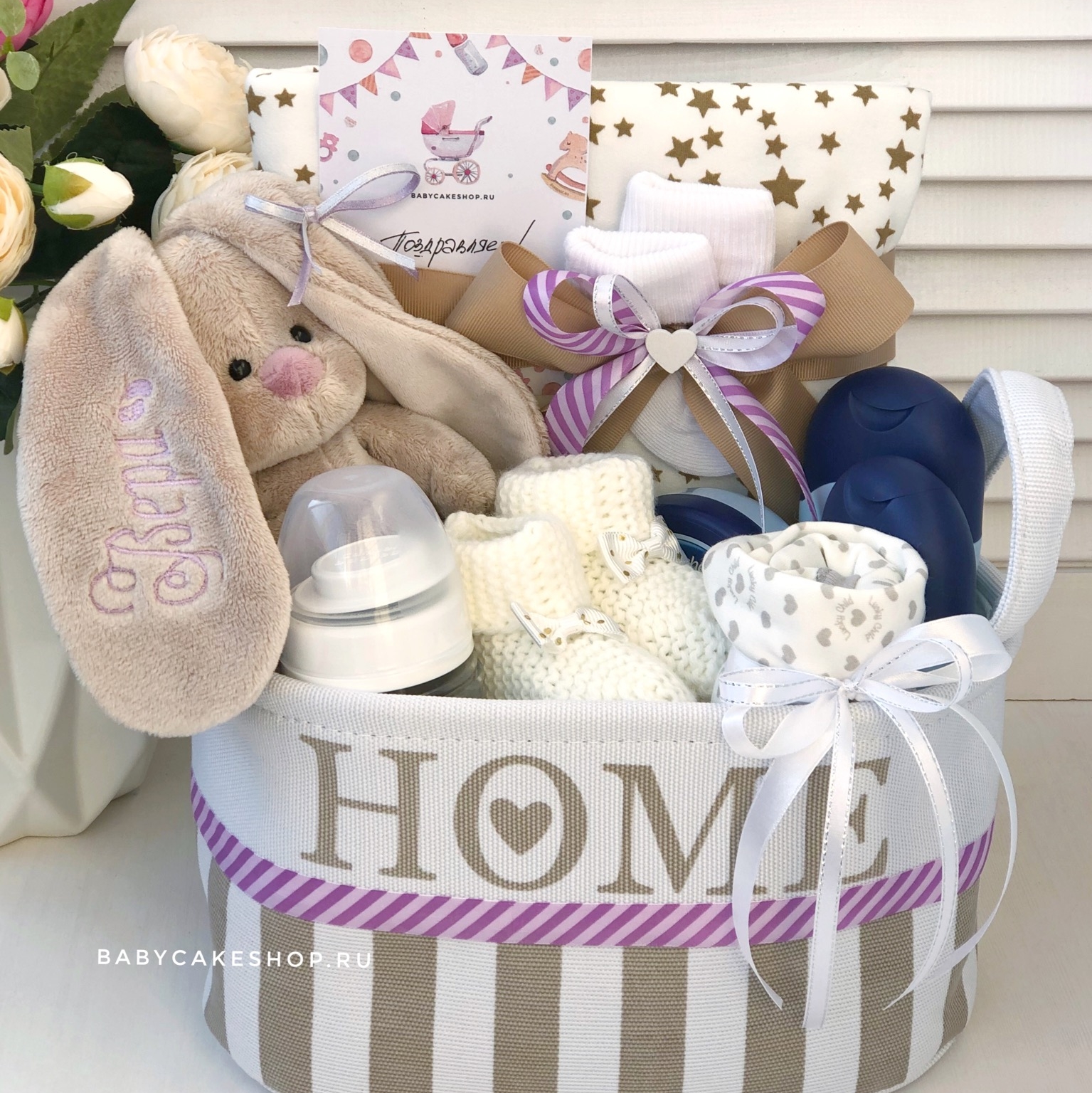 Торты из памперсов в Москве. Что подарить на выписку из роддома. Торт из памперсов девочке в Санкт-Петербурге, Спб. Подарок на выписку новорожденной девочке в Спб. Красивый букет из детской одежды с доставкой. +79500271563 Екатерина Торт из памперсов. Торты из памперсов. Торт из памперсов для девочки. Торты из памперсов для девочек. Подарки для новорожденных. Торт из подгузников для девочки. 