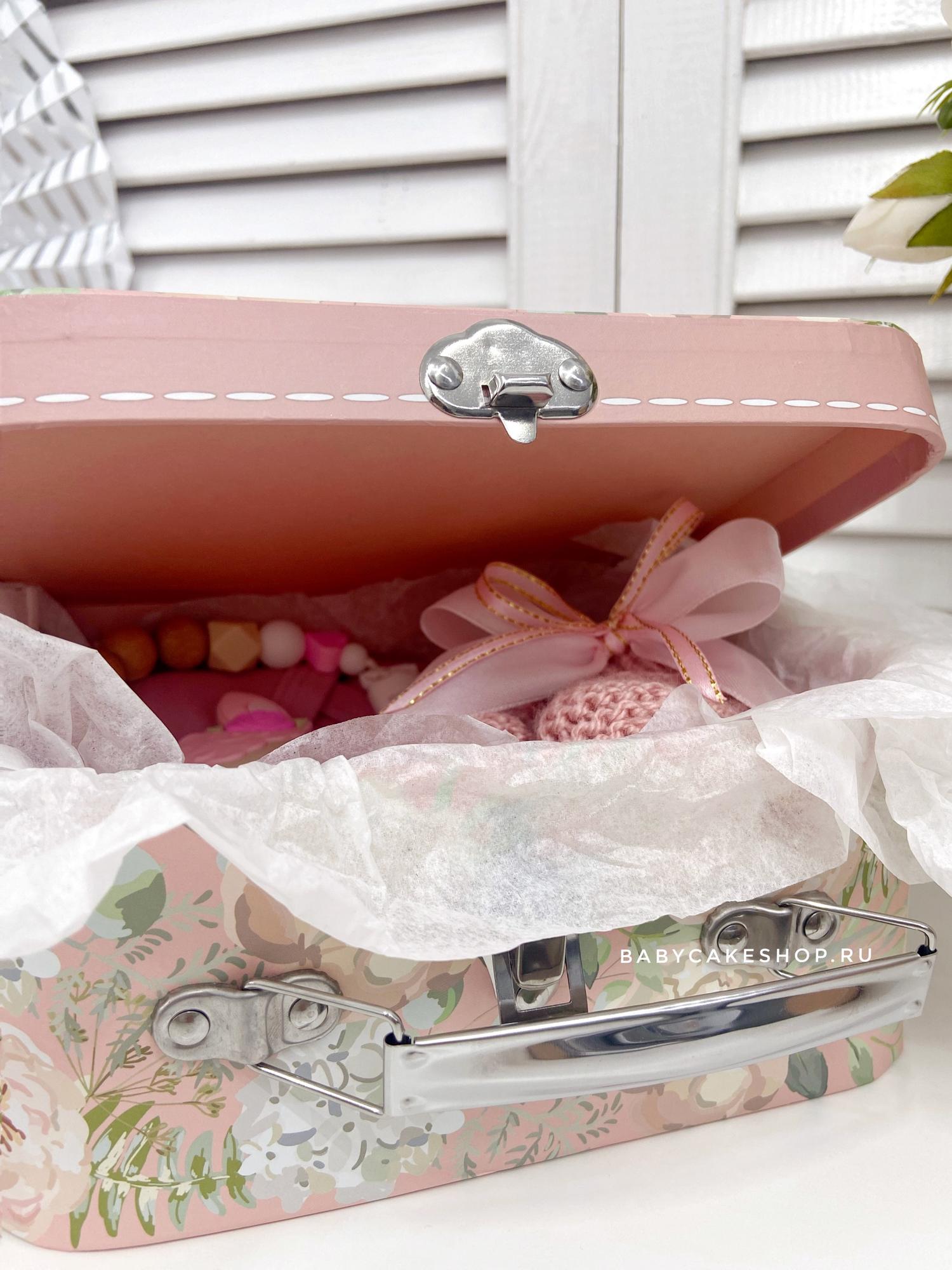 Подарочный набор бэби - бокс коробка на рождение ребенка для девочки «Барашка»