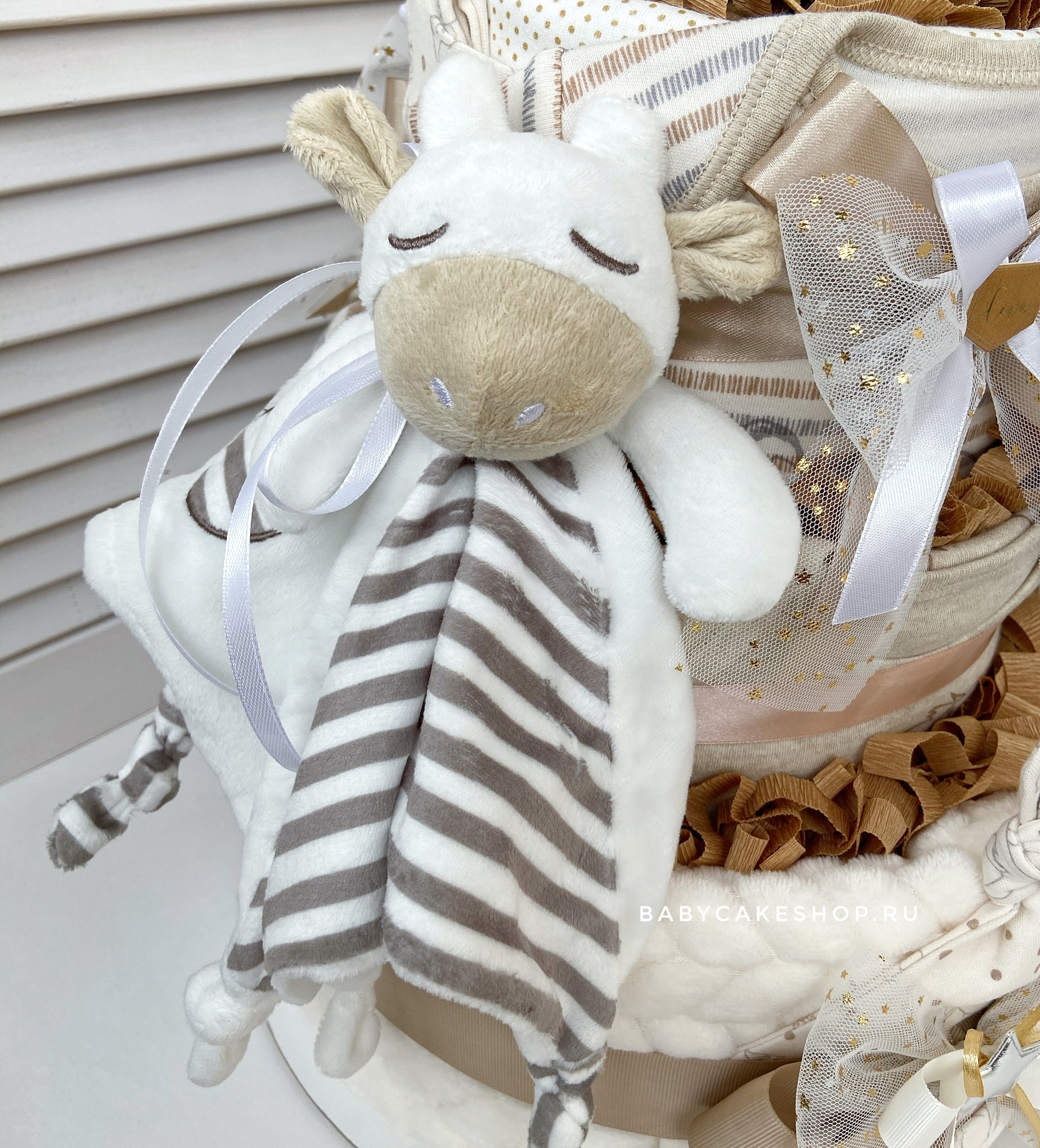 Торт из памперсов подгузников для ребёнка универсальный «Кремовый»