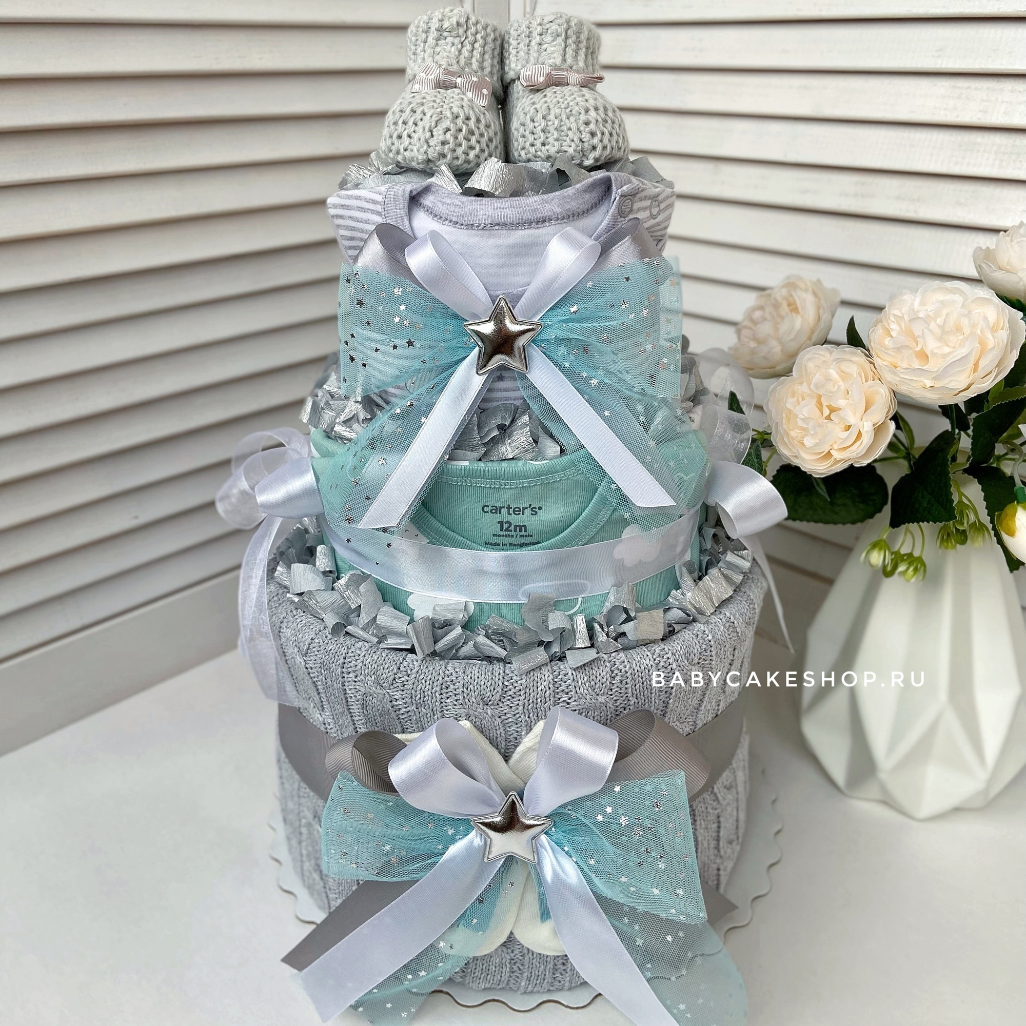 Купить подарки новорожденным мальчикам в СПб . Заказать подарки новорожденным мальчикам в СПб. Торты из памперсов для новорожденных мальчиков в Санкт-Петербурге. Торт из памперсов. Торт из памперсов СПб. Торт из подгузников СПб. Подарки новорожденному мальчику купить в СПб. Красивый стильный торт из памперсов, из подгузников - подарок новорожденному в Санкт-Петербурге +79500271563 Екатерина. Купить подарки новорожденным малышам в СПб доставка. Торт из памперсов купить в СПб мальчику