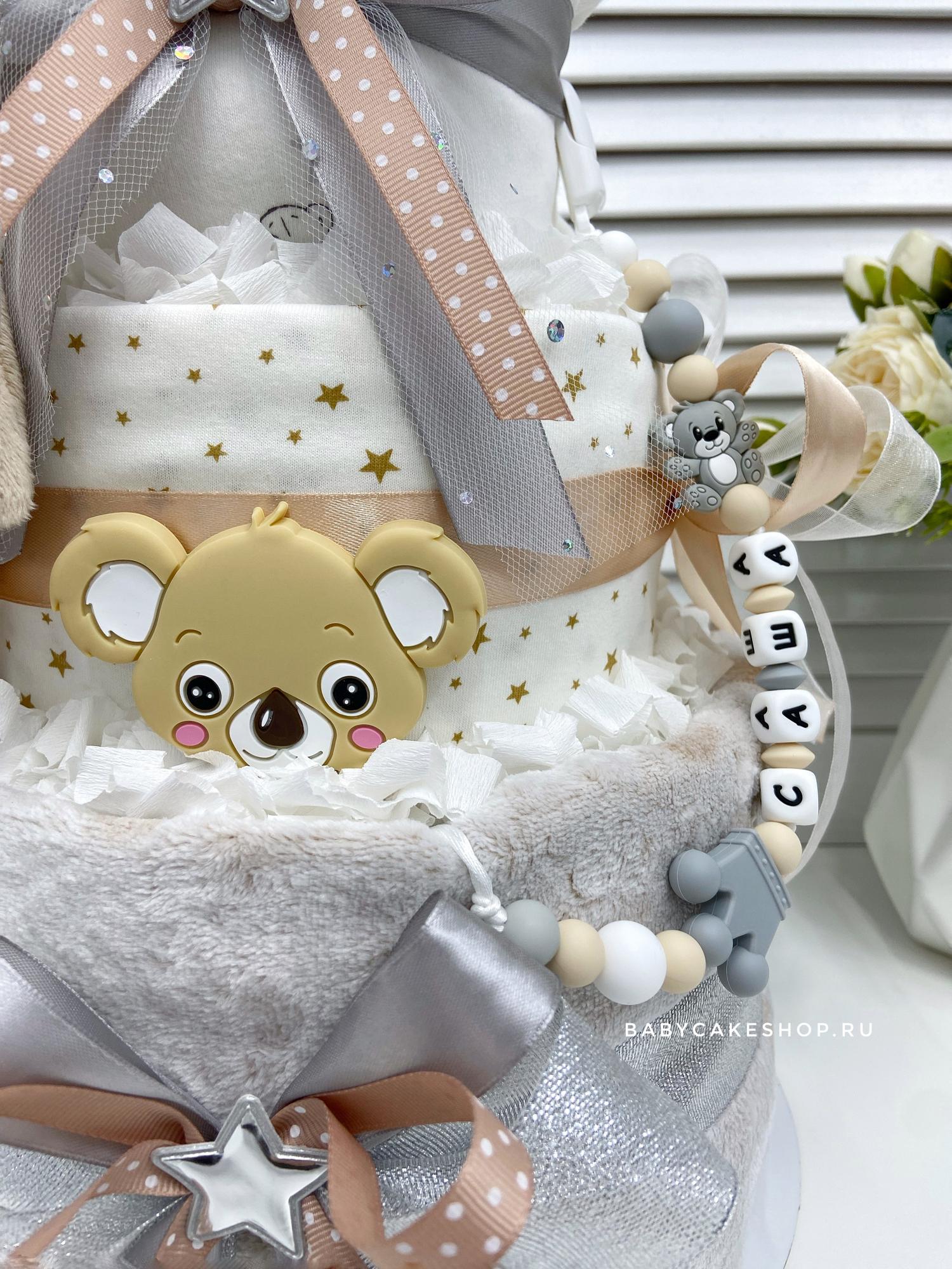 Торт из памперсов подгузников для мальчика с именным грызунком «Крем»