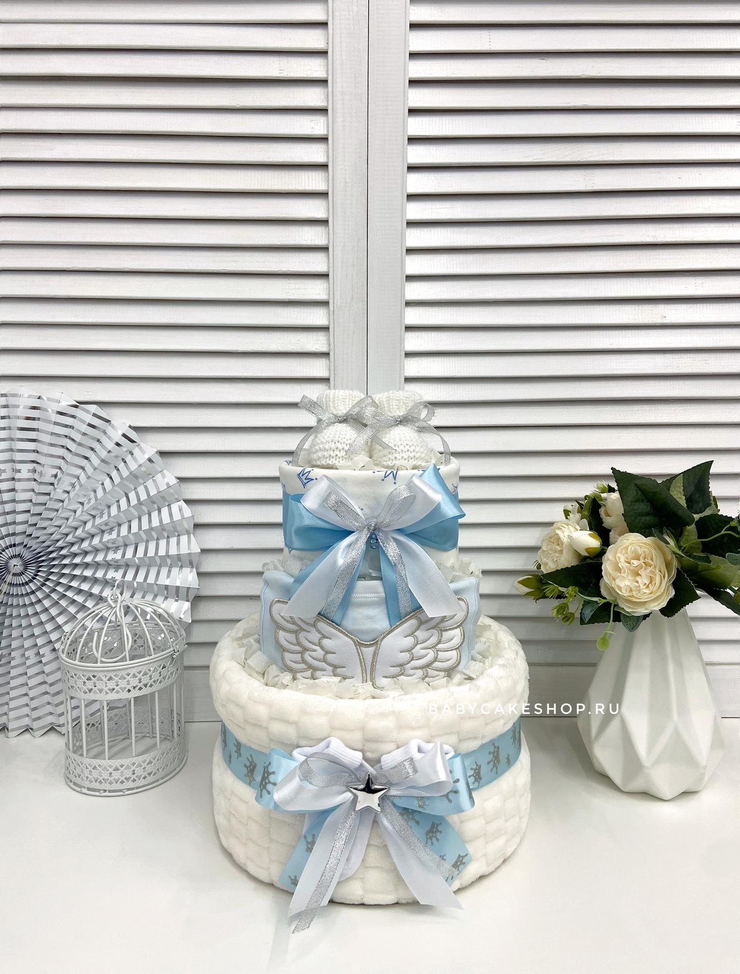 Торт из памперсов подгузников для мальчика с пледом «Голубой»