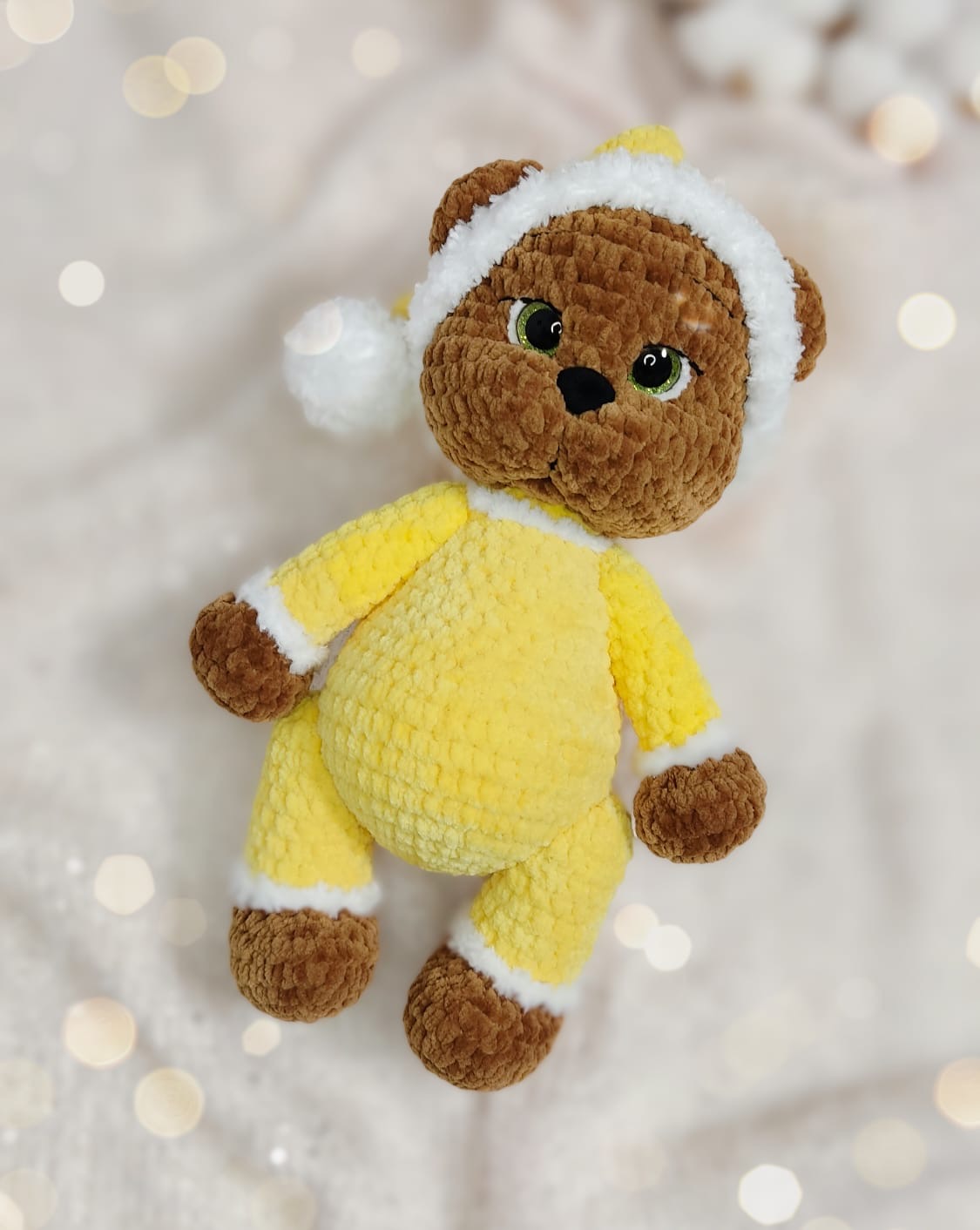 Вязаная мягкая игрушка ручной работы для мальчика «Мишка»