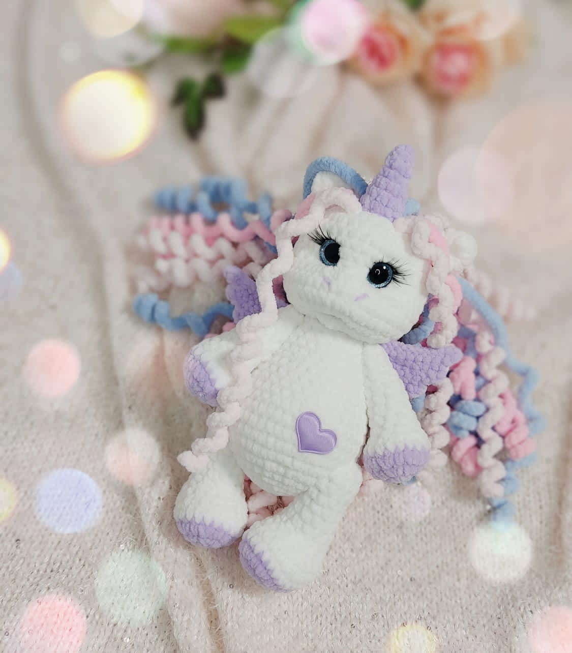Вязаная мягкая игрушка ручной работы  «Единорог»