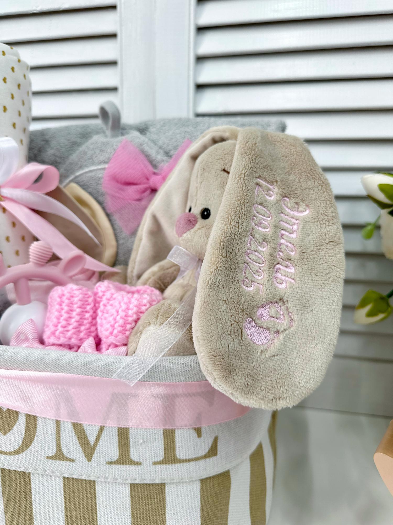 Подарочная корзина набор для новорождённой девочки «Зайка Ми для девочки»