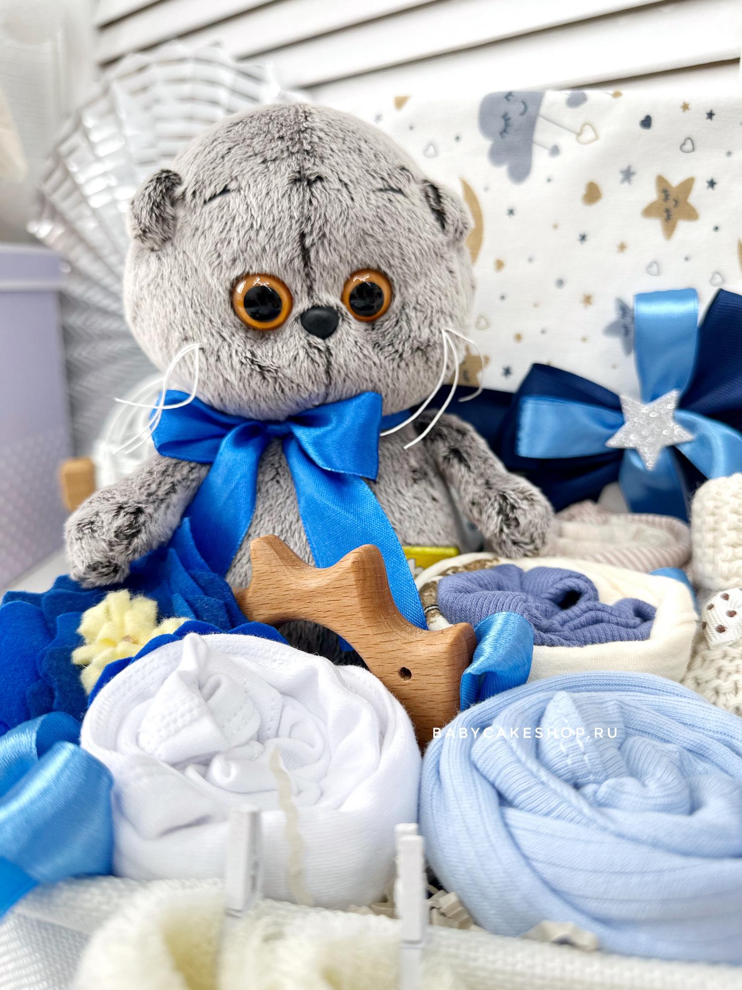 Подарочная корзина набор подарок для мальчика «Басик»