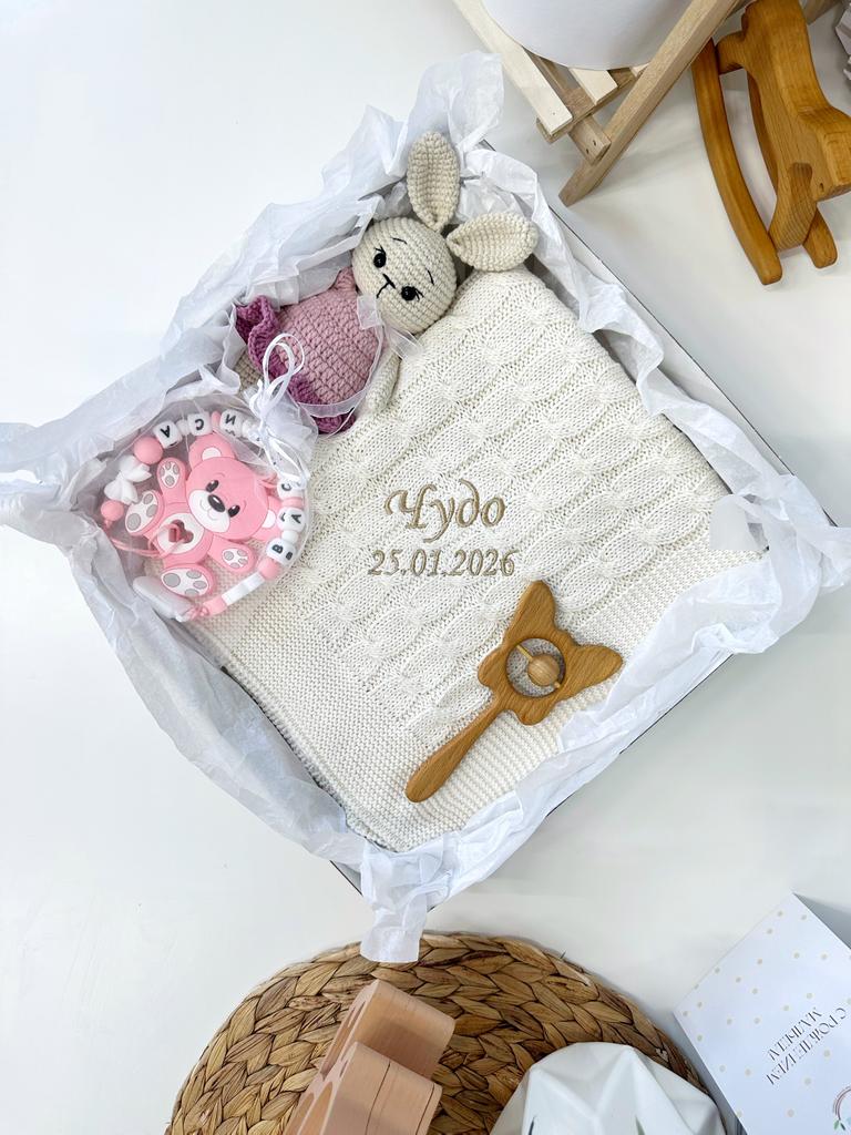 Подарочный набор бэбибокс для новорожденного «Куколка»