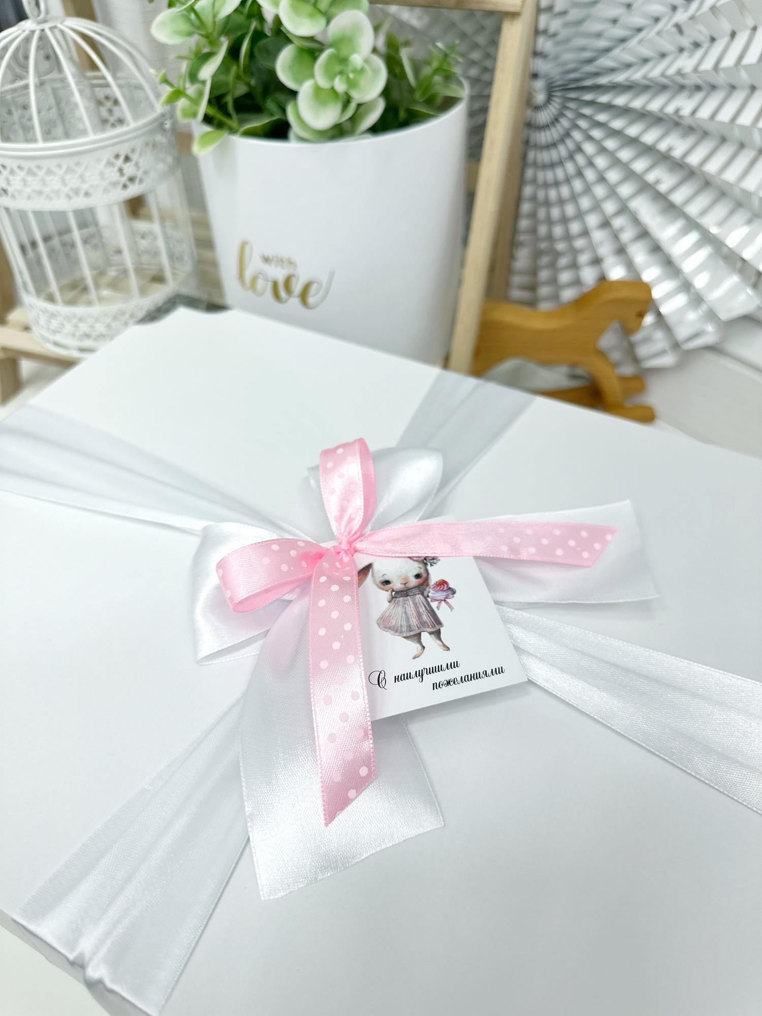Подарочный набор бэбибокс для девочки «Нежный»