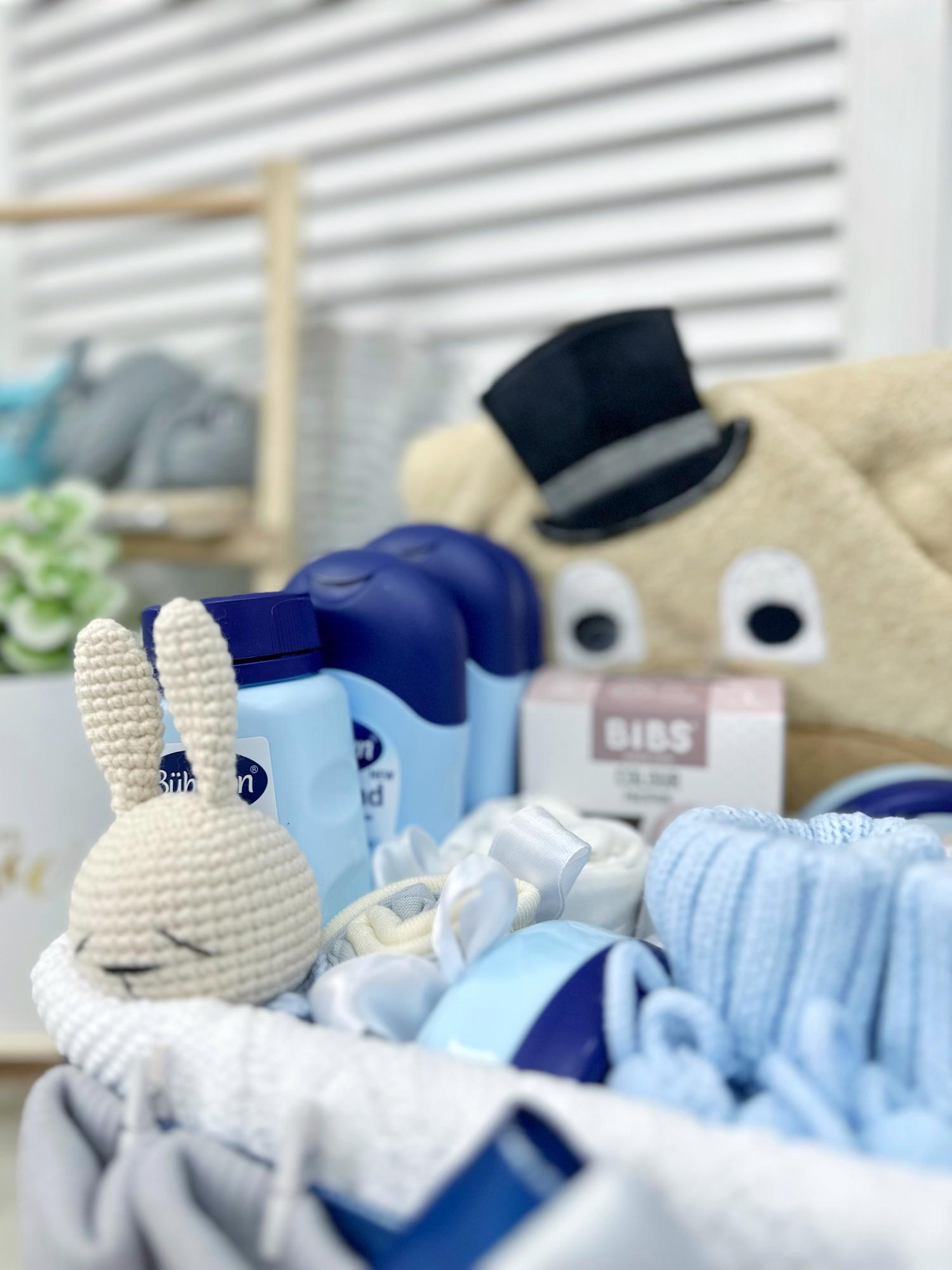 Подарочный набор корзина для новорожденного мальчика «Синий»