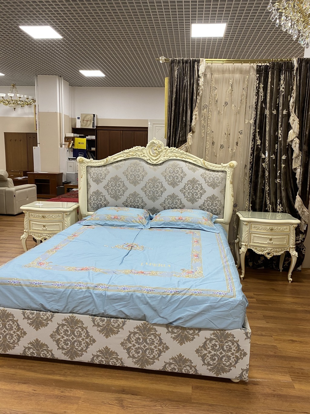 Спальный гарнитур Silik Vesta