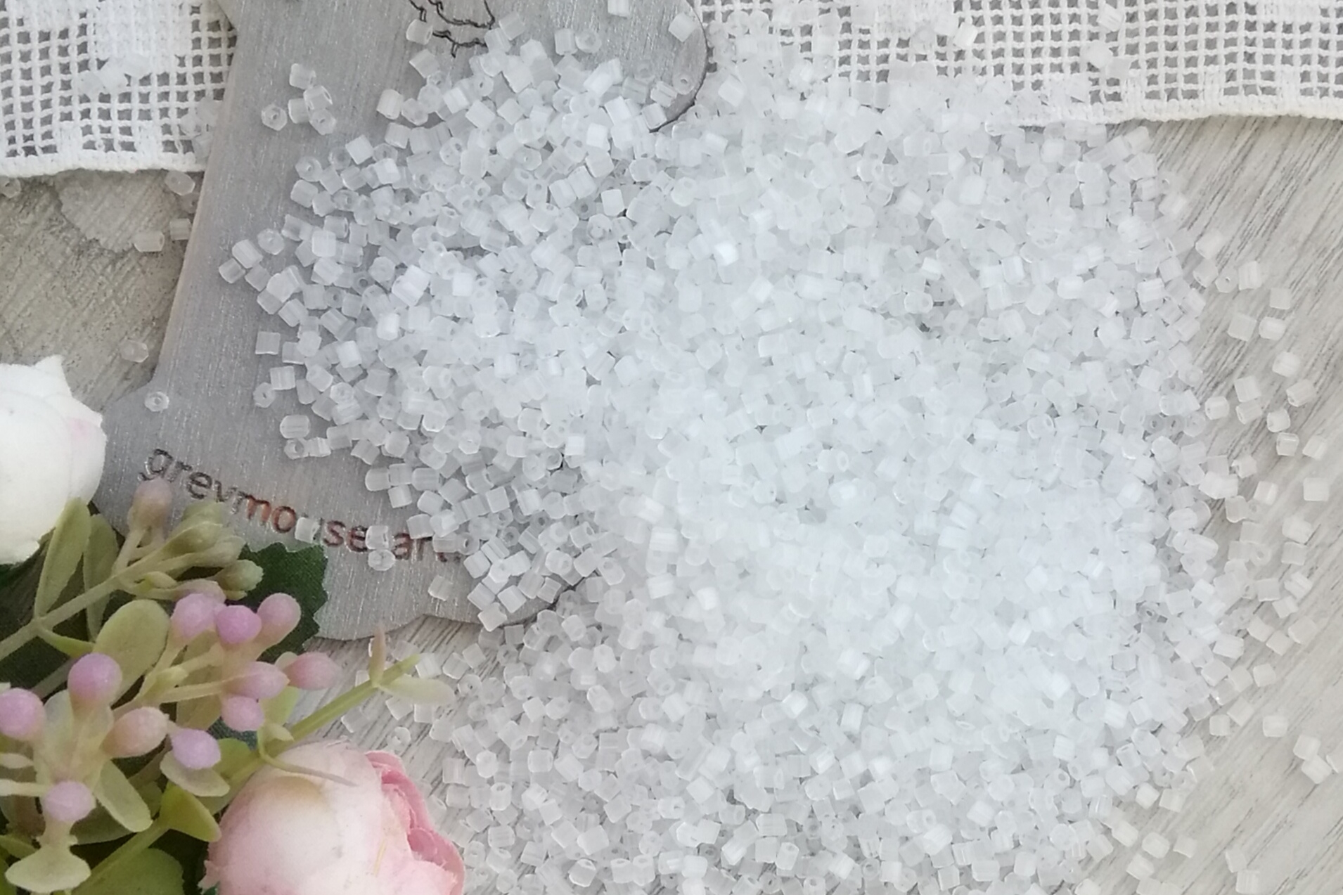 бисер Прециоза чешский рубка 10/0 белый сатиновый