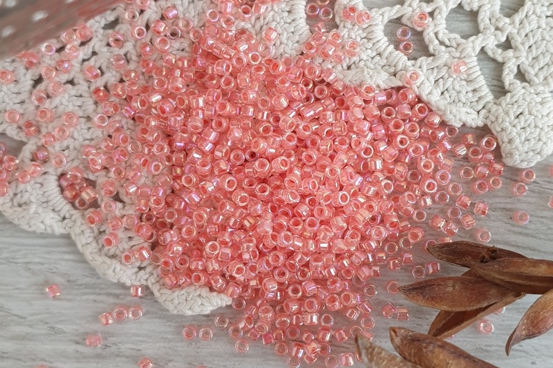 Бисер Toho 779
