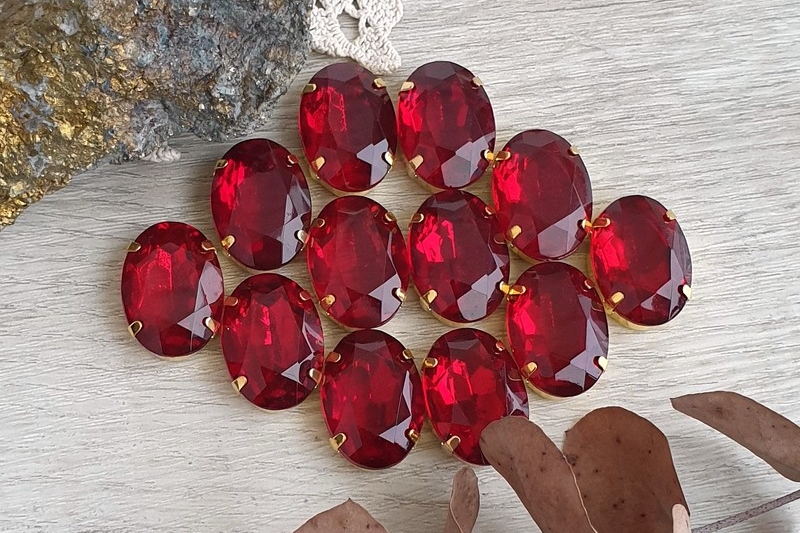 Oval Fancy Stone