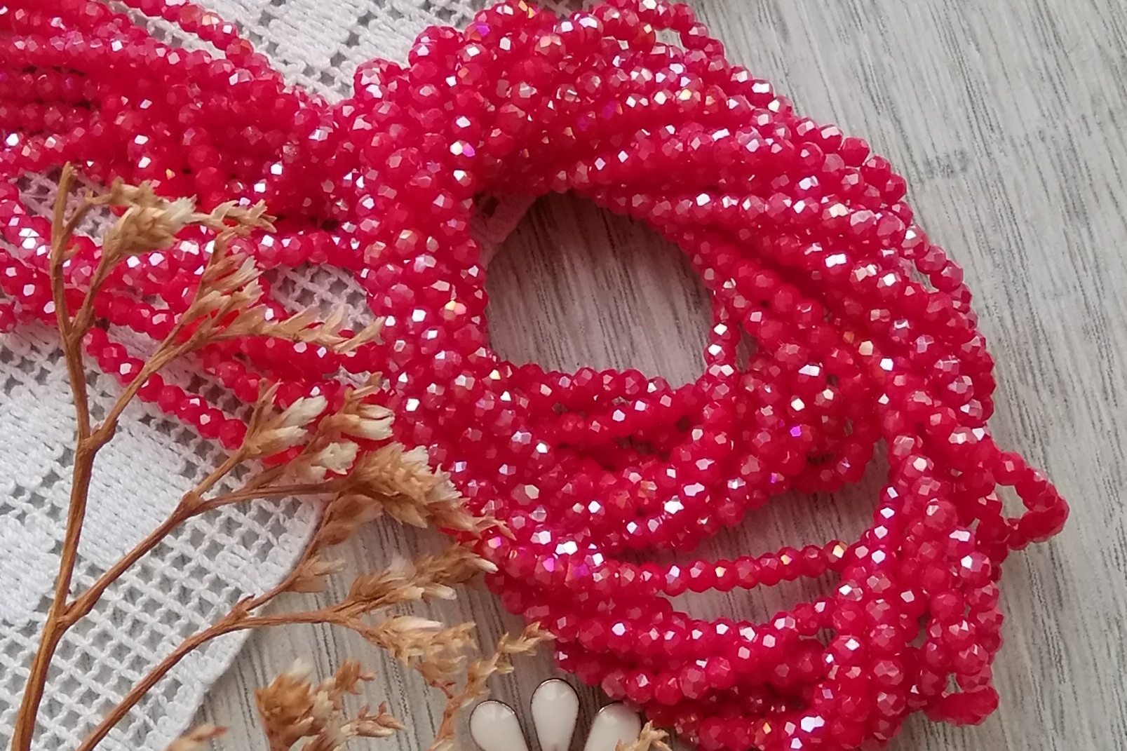 рондели красные маленькие