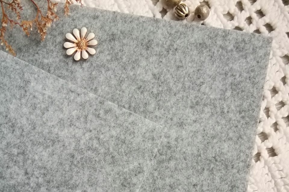 фетр корейский жесткий серый меланж