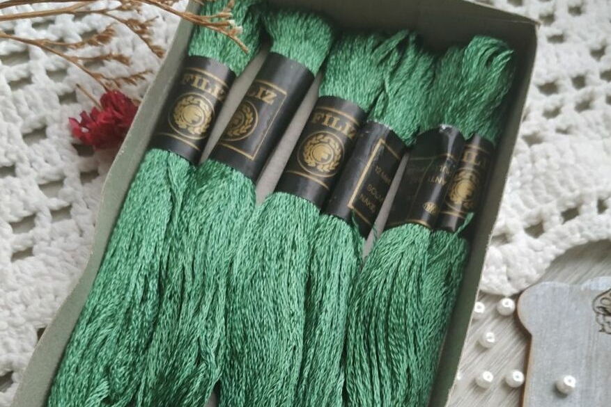 нитки мулине шелк зеленые Турция