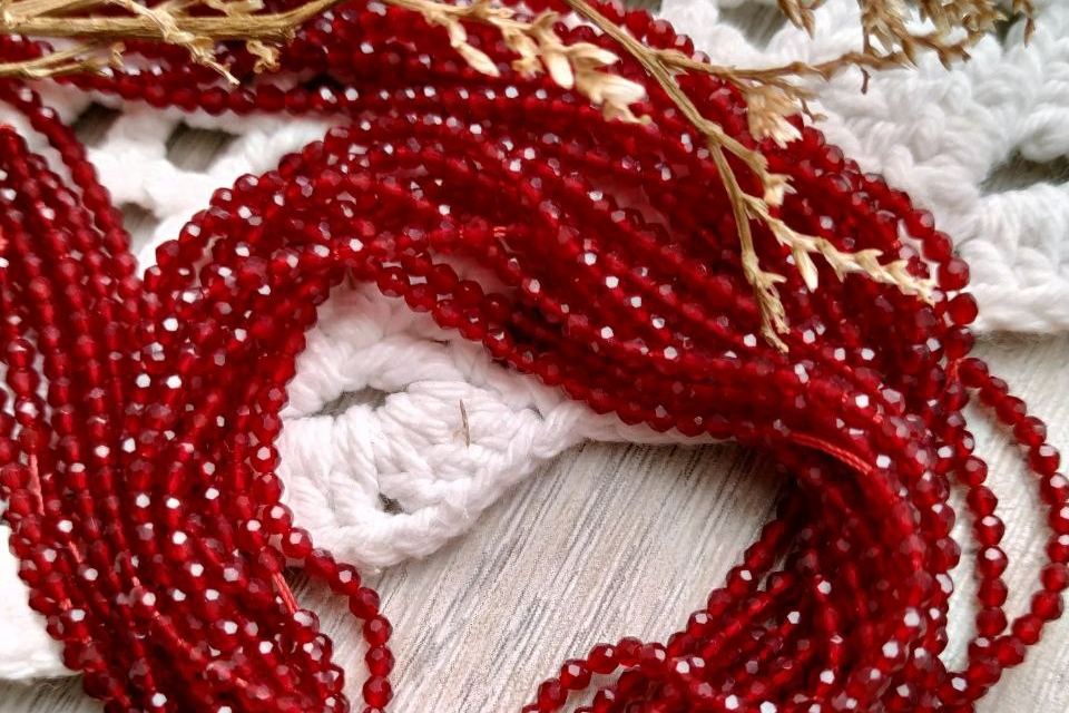 шпинель натуральная бордо 2 мм