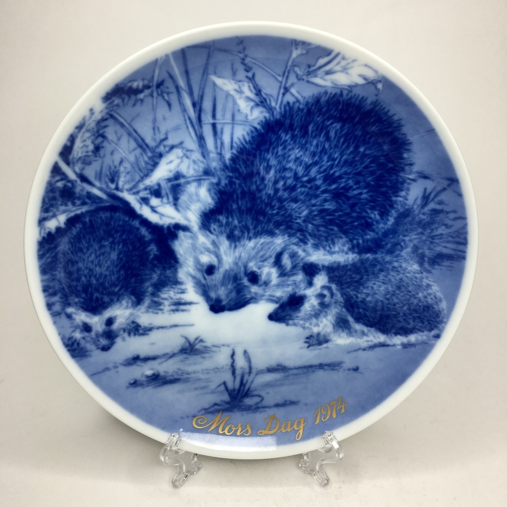 Тарелка коллекционная Мамин день 1974 год арт 640