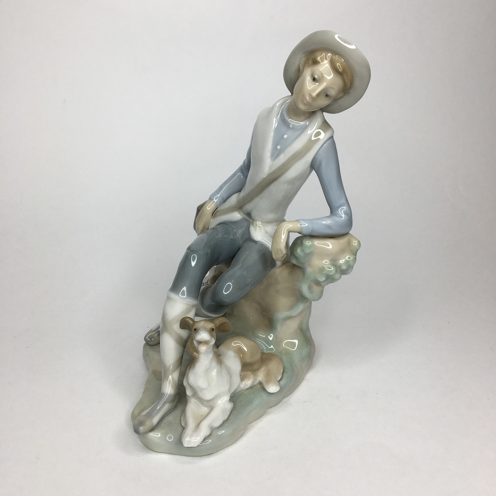 ✨Мальчик с собакой  Lladro Арт 937