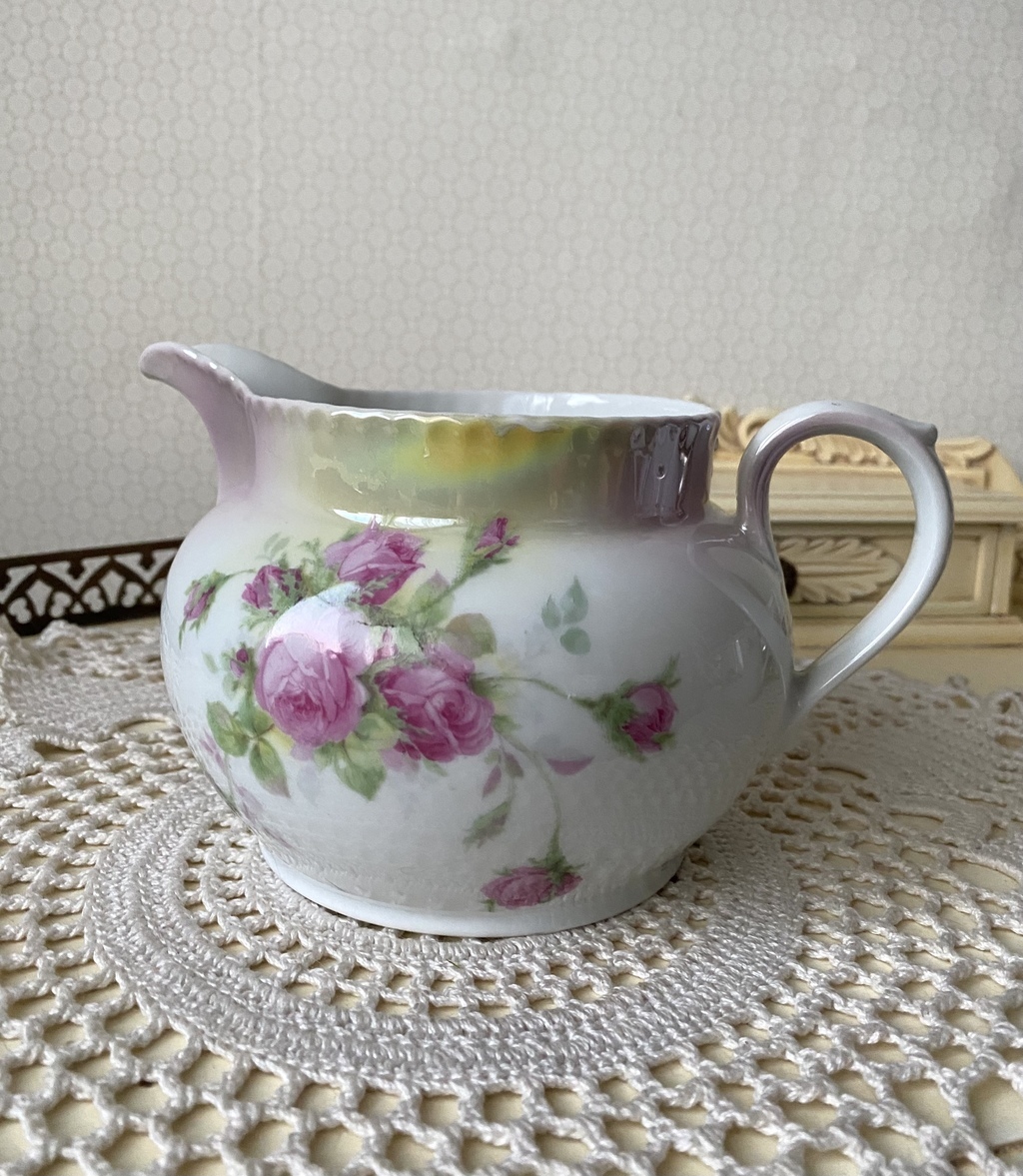 Молочник  Чехословакия «Розы» Арт 1272