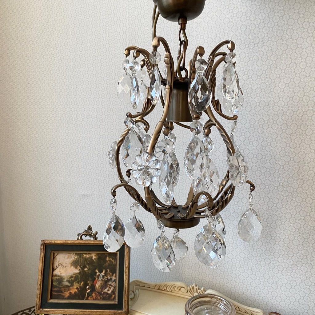 Люстра с хрусталиками