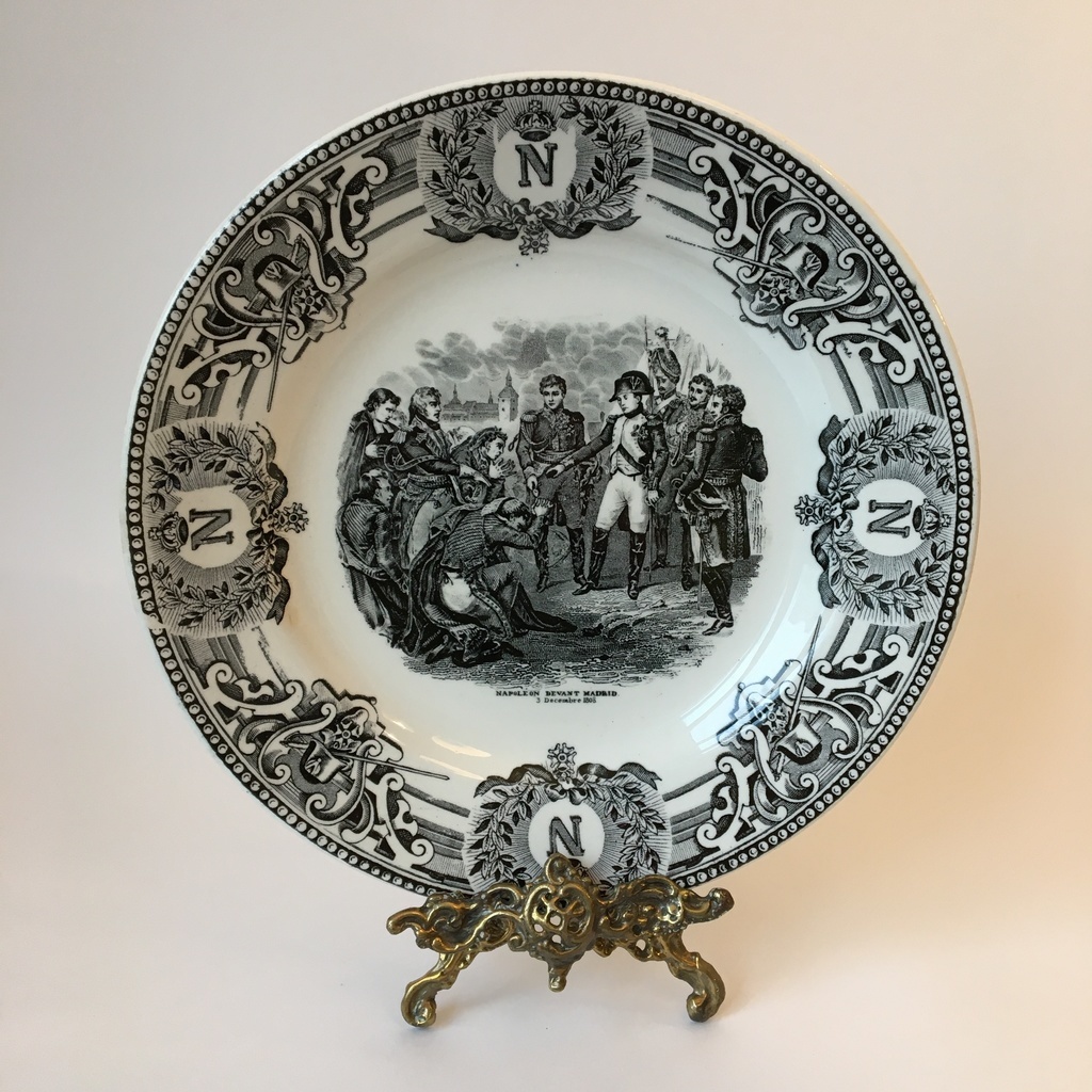 ✨Тарелка "Наполеон перед Мадридом" Boch Freres la Louviere Бельгия 1920-1930-е фаянс 24 см
