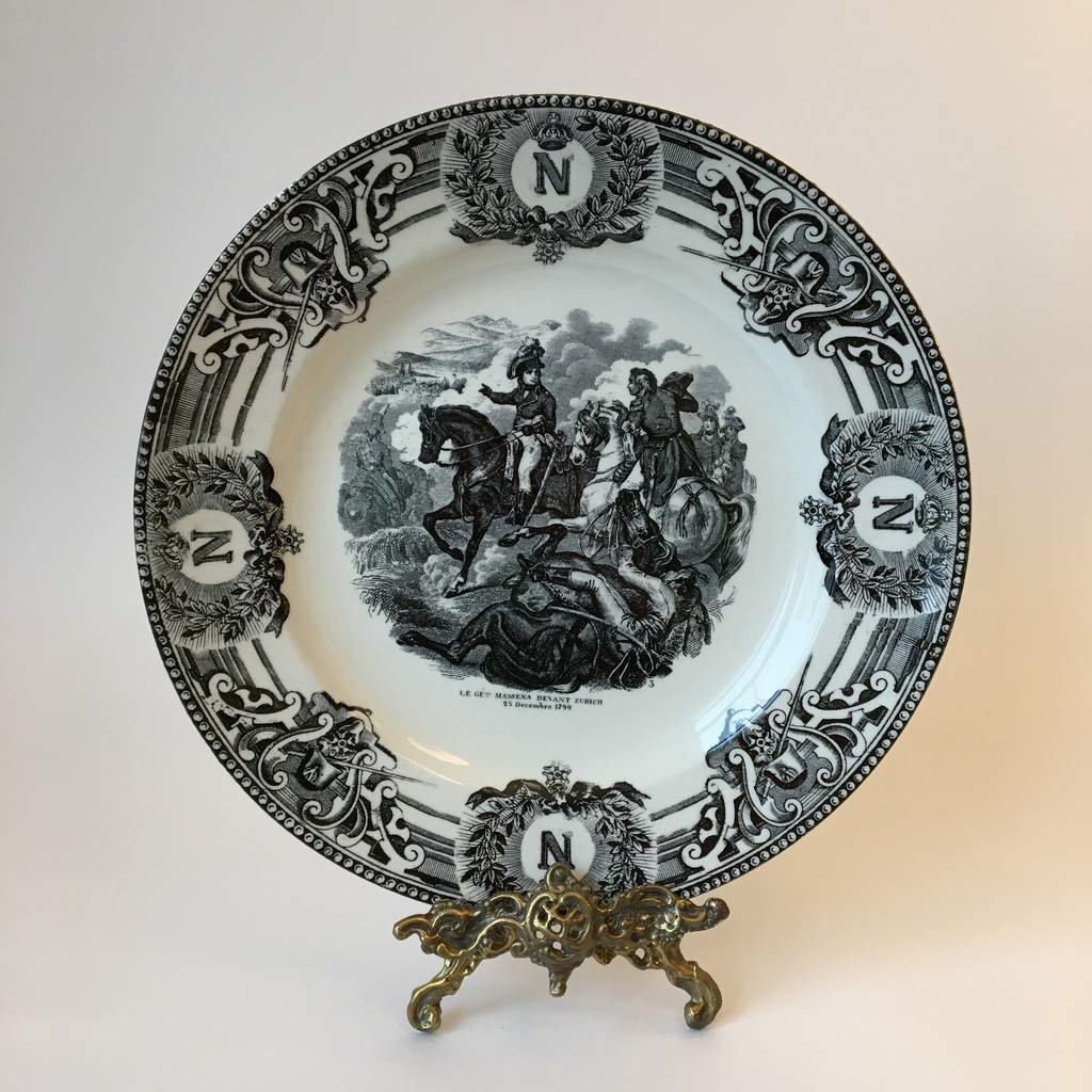✨Тарелка "Наполеон: Андре Массена перед Цюрихом 25 декабря 1799" Boch Freres la Louviere Бельгия 1920-1930-е фаянс 24 см