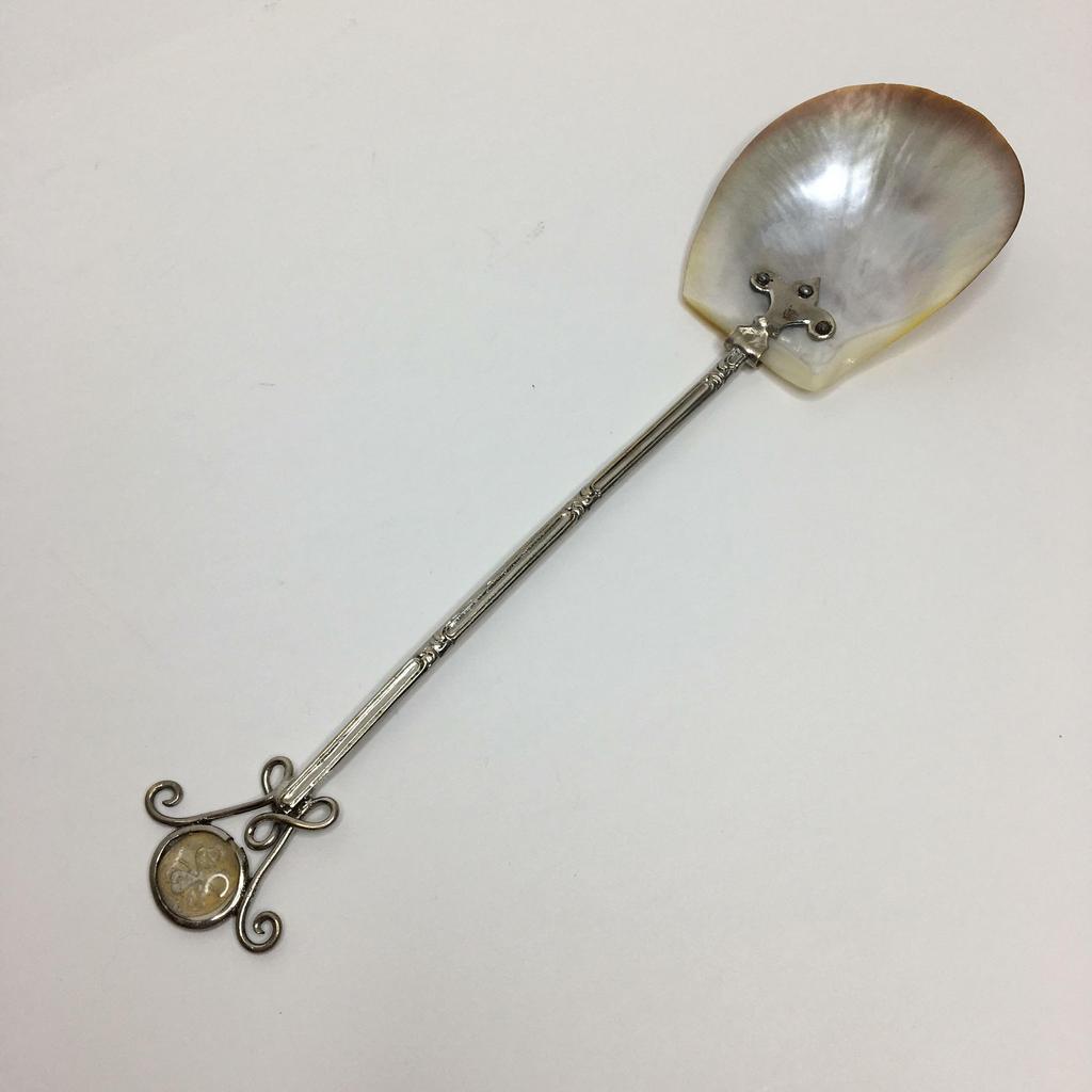 ✨Старинная ложка  с черпаком из натурального перламутра  22 см арт 8356