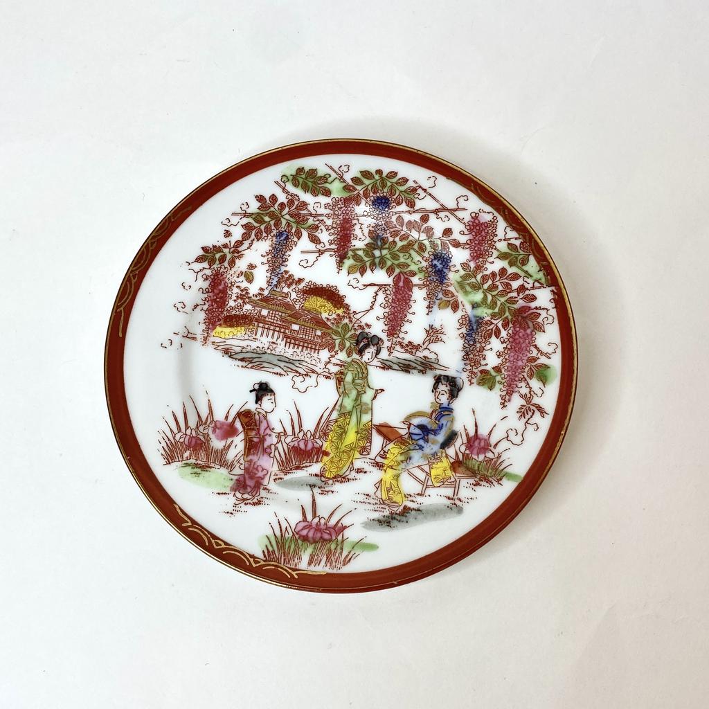 Фарфоровая тарелка «Гейши» Китай 16 см арт 725