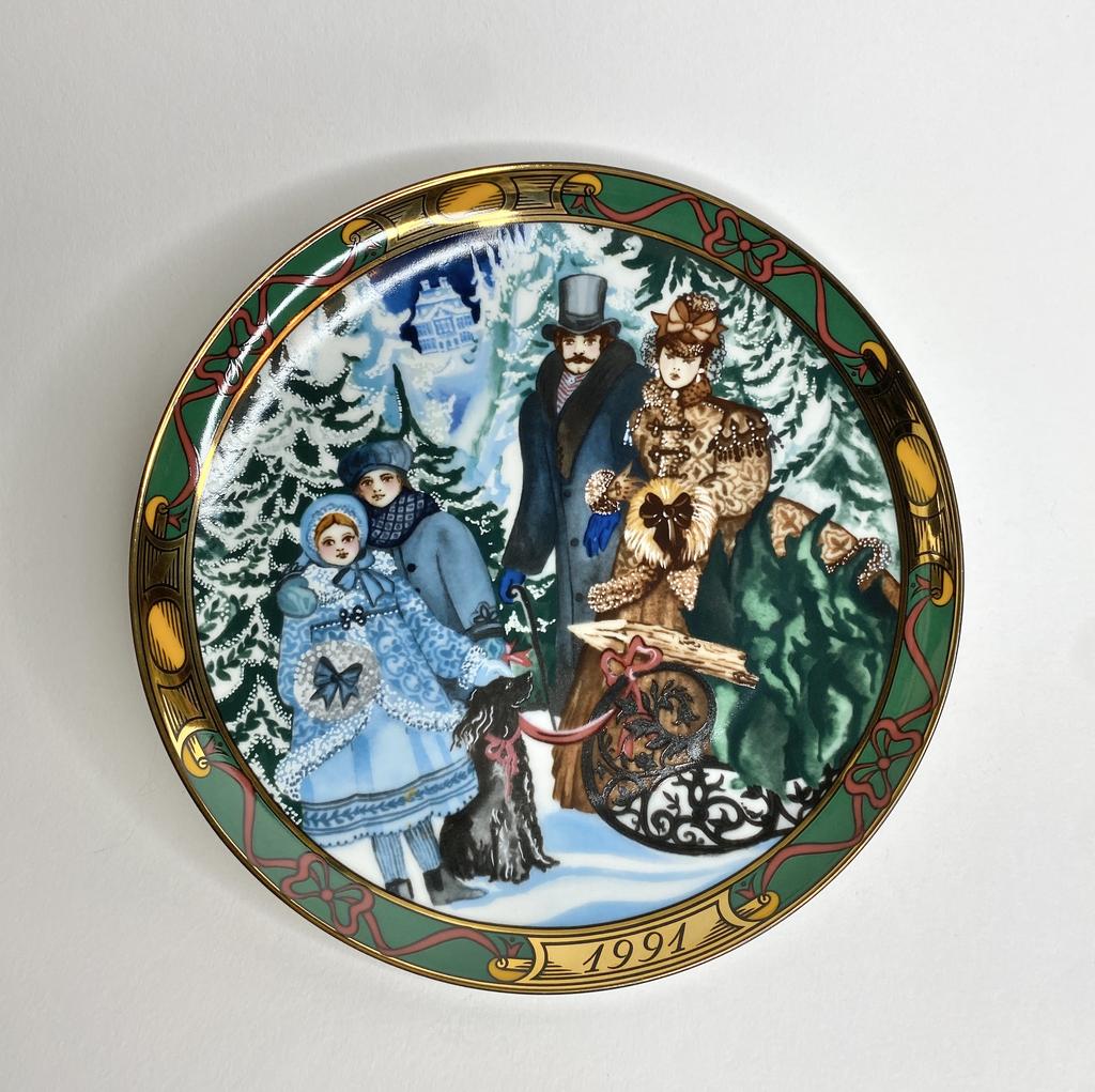 ✨Фарфоровая коллекционная тарелка “Juletraeet Hennessy” Royal Copenhagen  21 см Арт  942