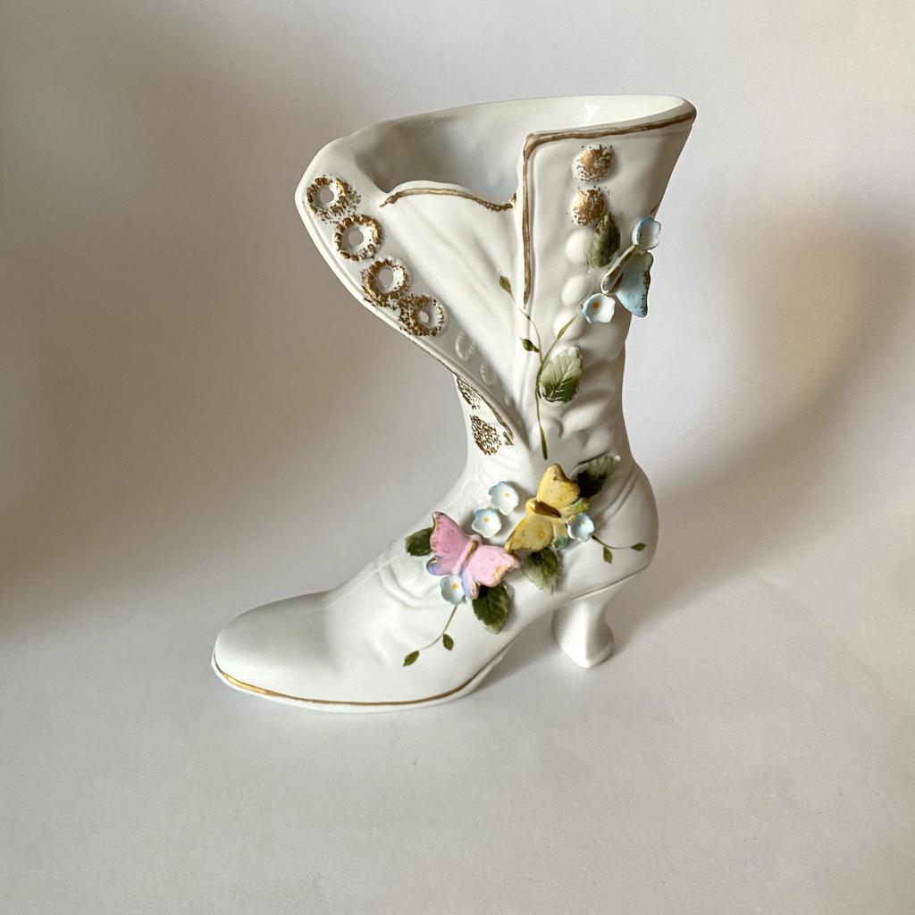 ✨Ваза-сапожок с бабочками 16 см Арт 1469