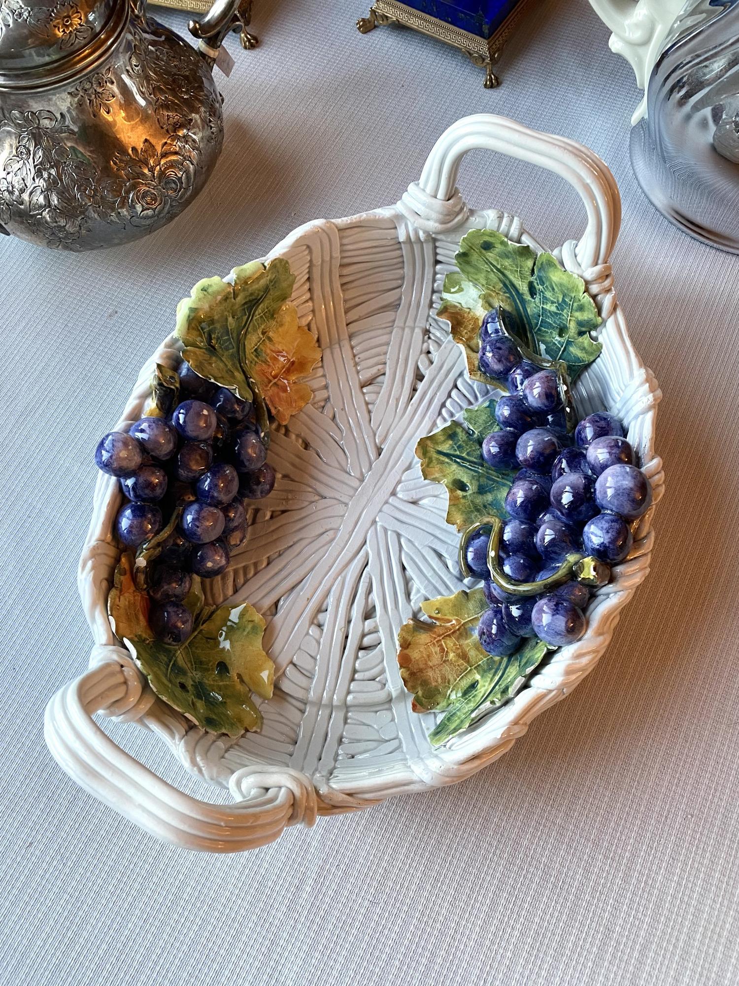 Фарфоровое блюдо с ручками Арт 1711