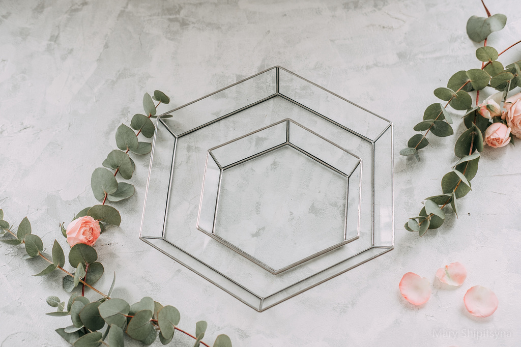 стеклянный поднос