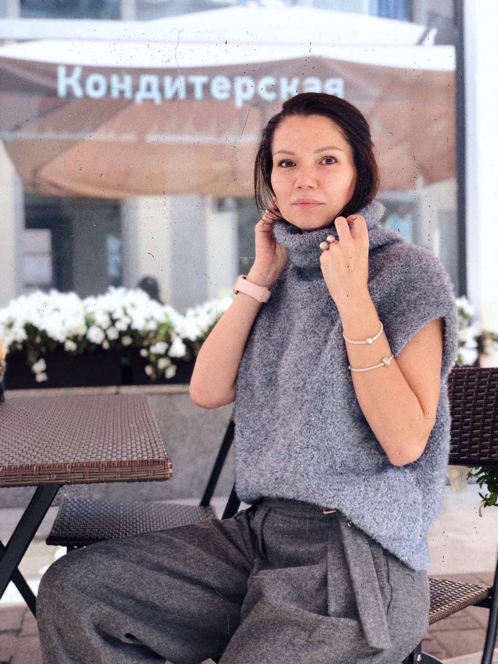 безрукавка simple tank top