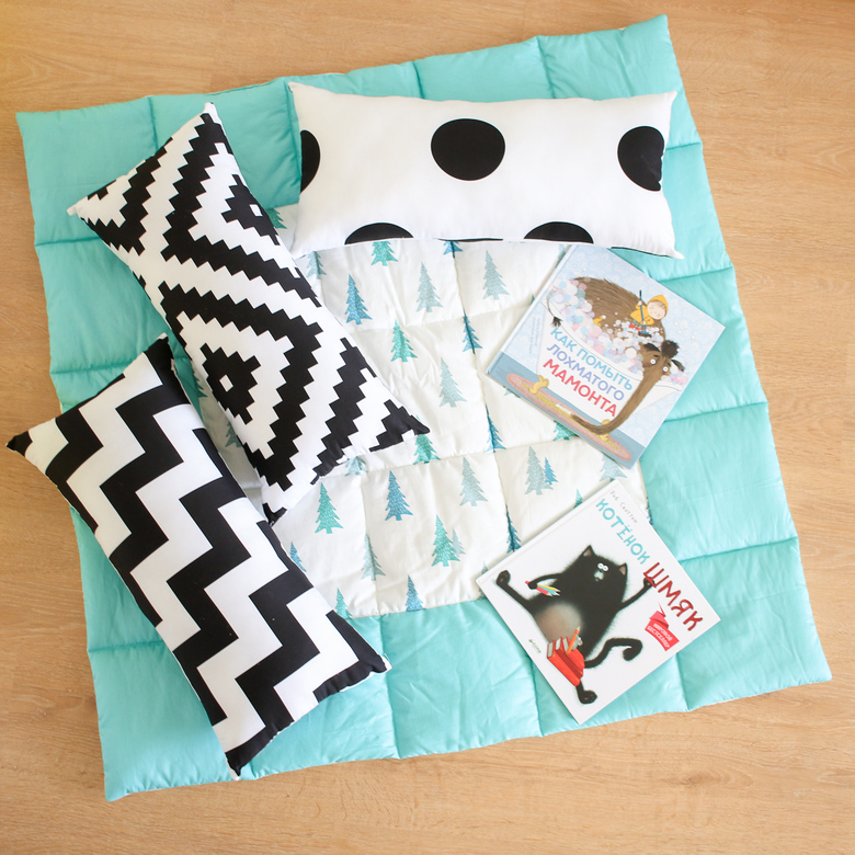 Игрушка-подушка "Монохром" набивная