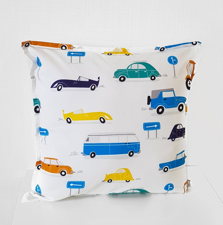 Подушка "Машинки-1"