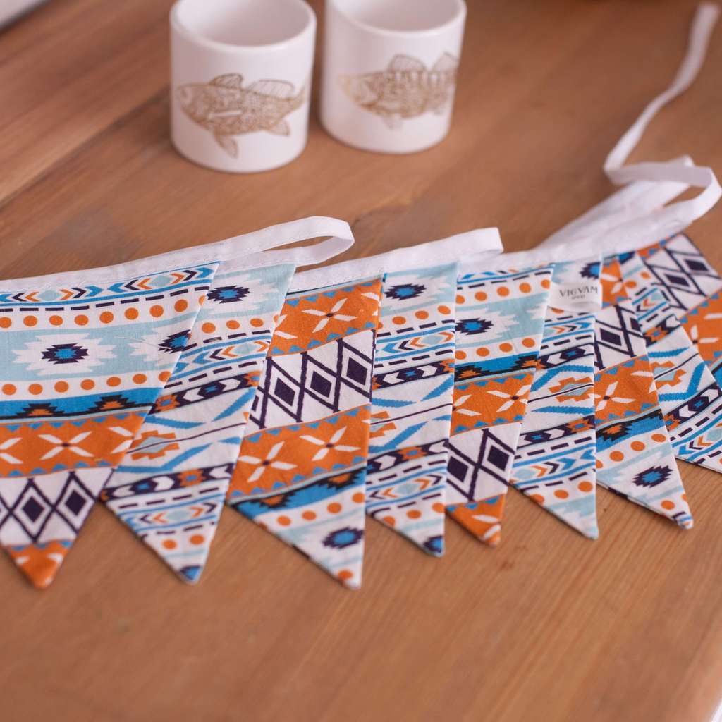 Флажки на ленте "Голубой Этно"