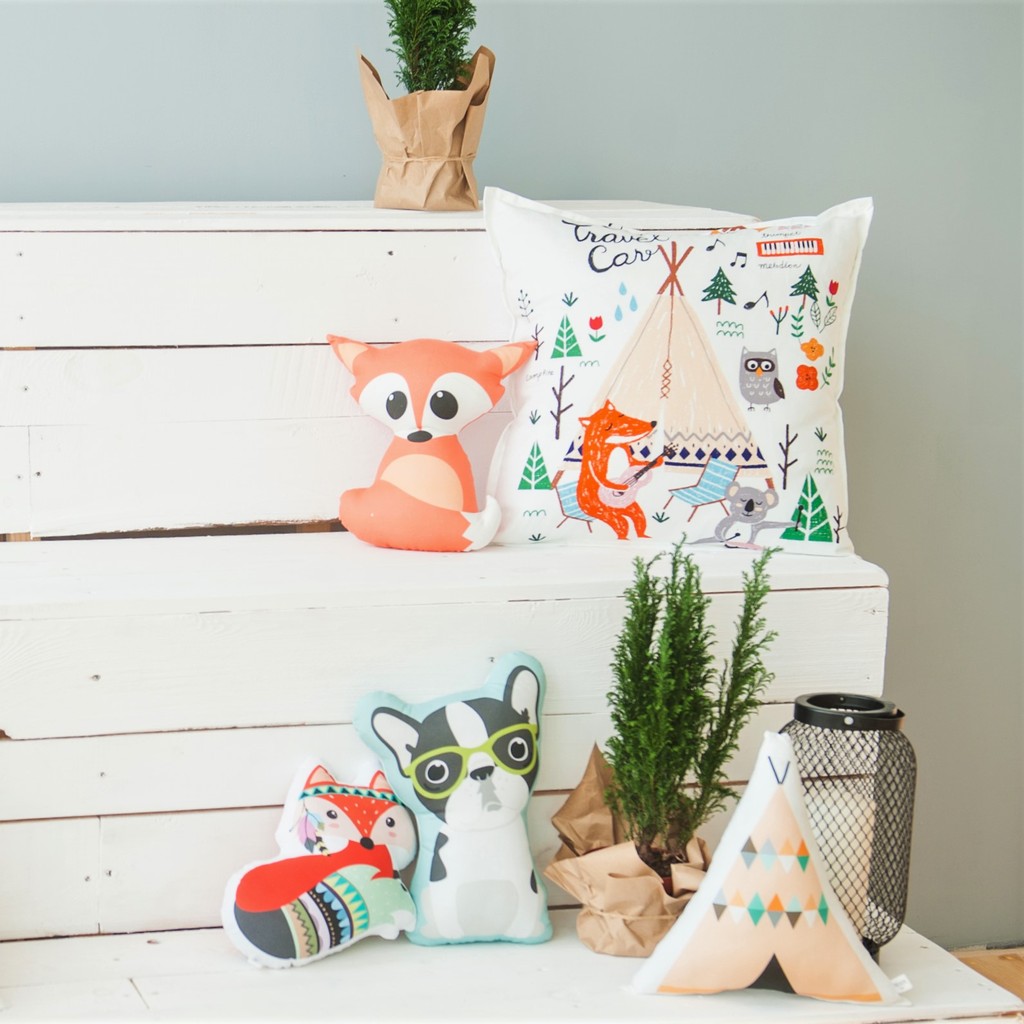 Подушка "Весёлый уикенд с Лисичкой"