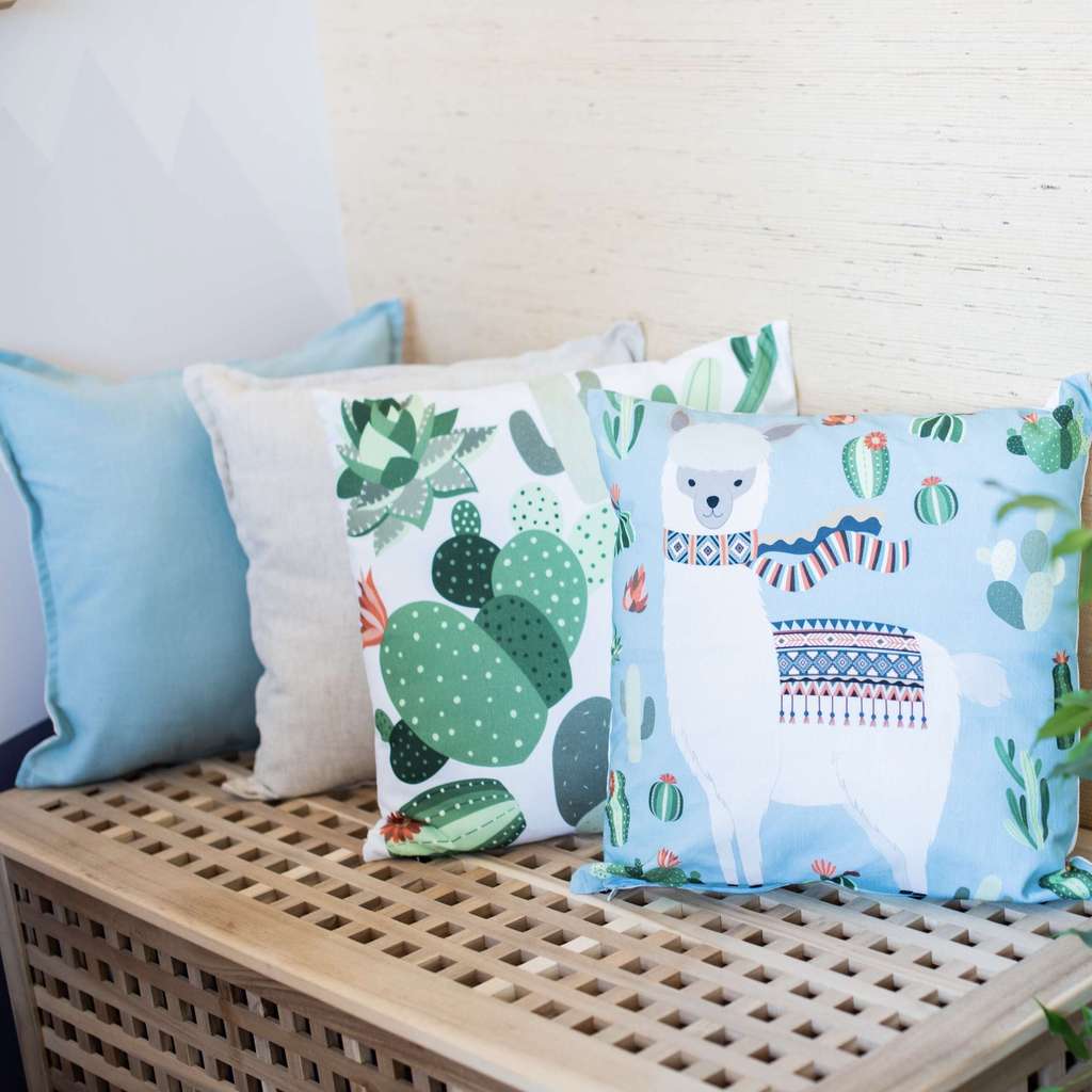 Подушка "Кактусы" / Подушка «Альпака»