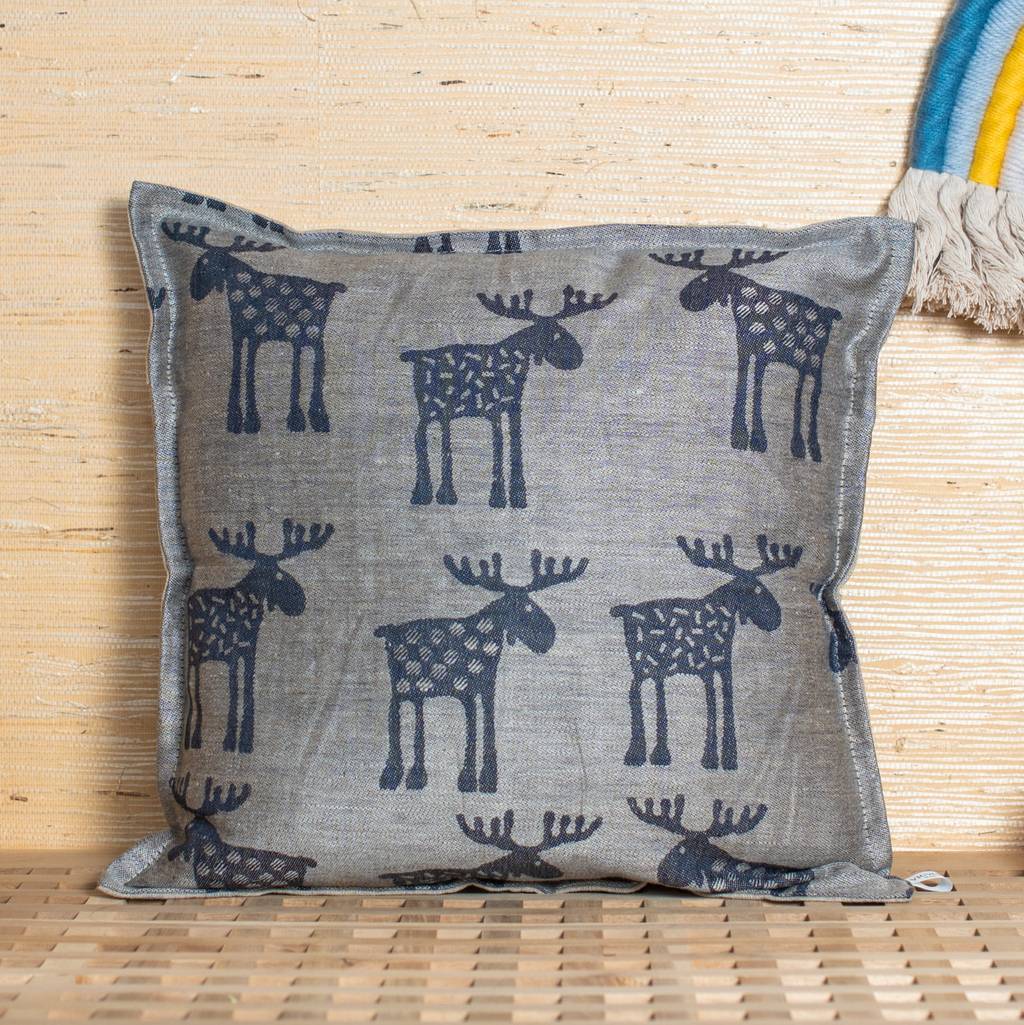 Подушка льняная "Лоси"