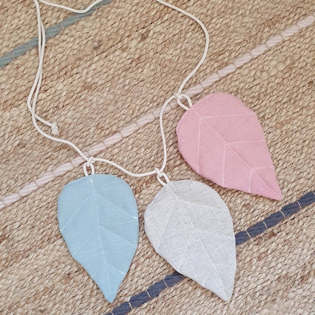 Гирлянда "Листья" №4 льняная