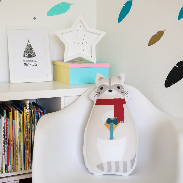 Игрушка "Mr. Енот"